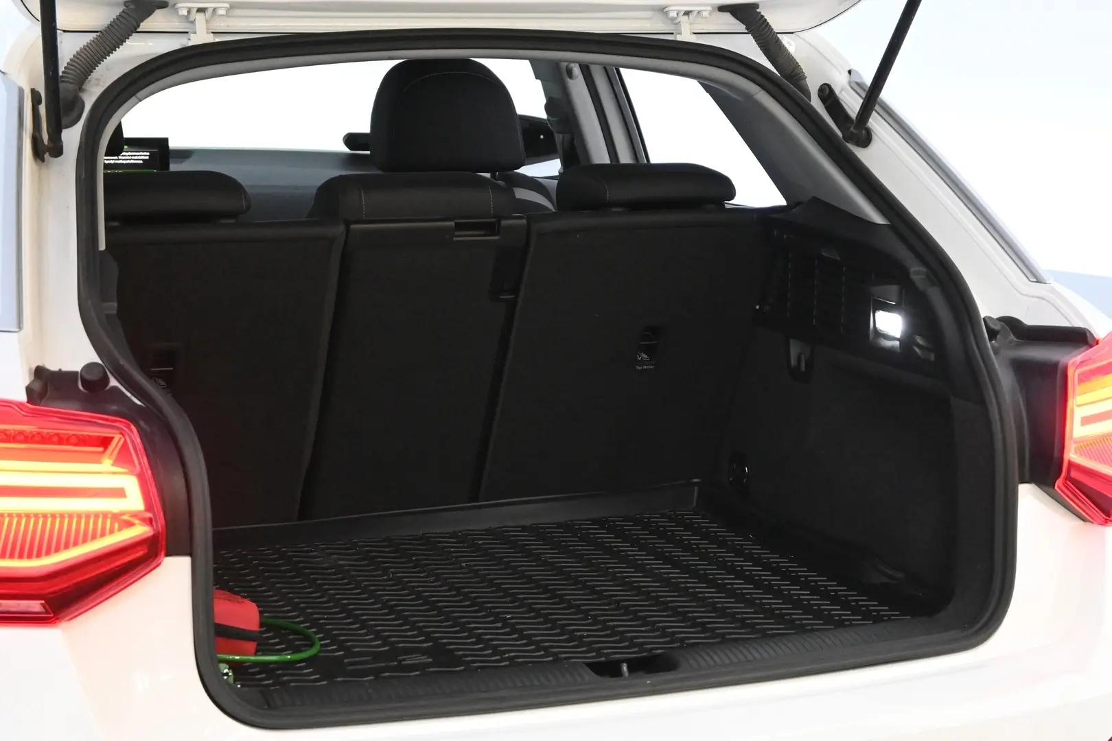 Car Image - 51eGgDoCKMU6rs3G8QoqMn