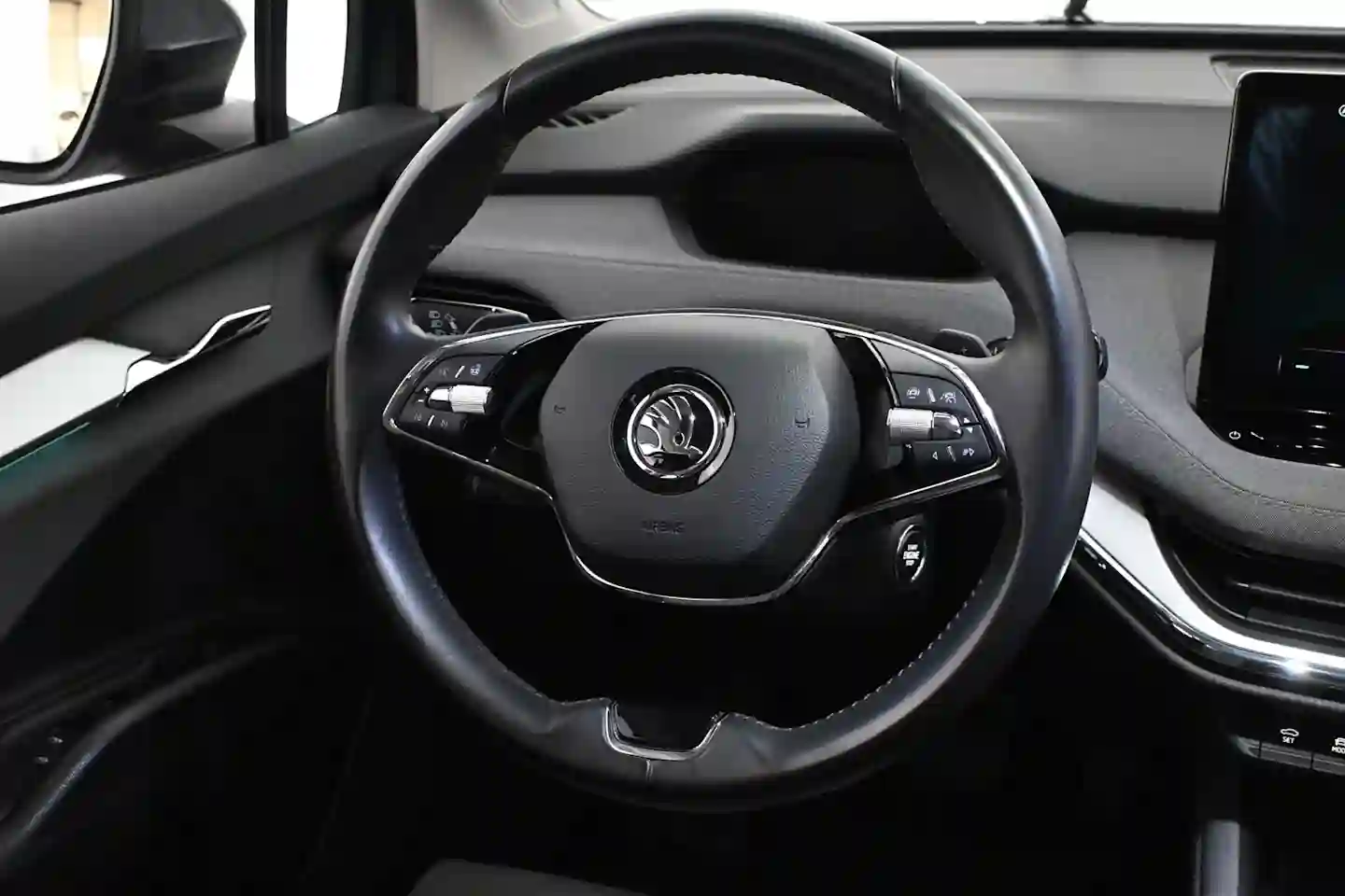 Car Image - 5xnCBnUjjXf2VUtVNMZV9M