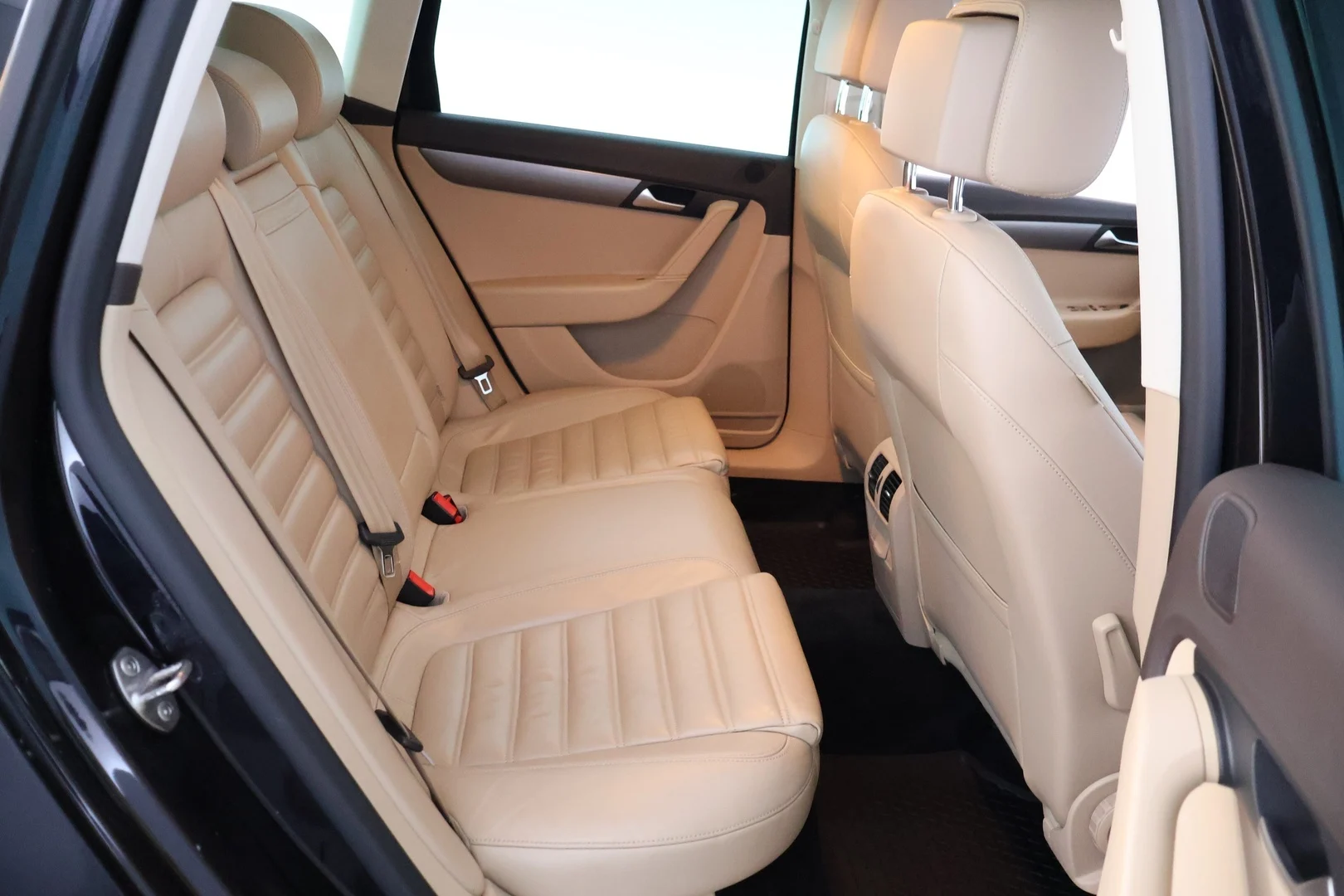 Car Image - 7g1bcjnneVOd73ZvrKzadq