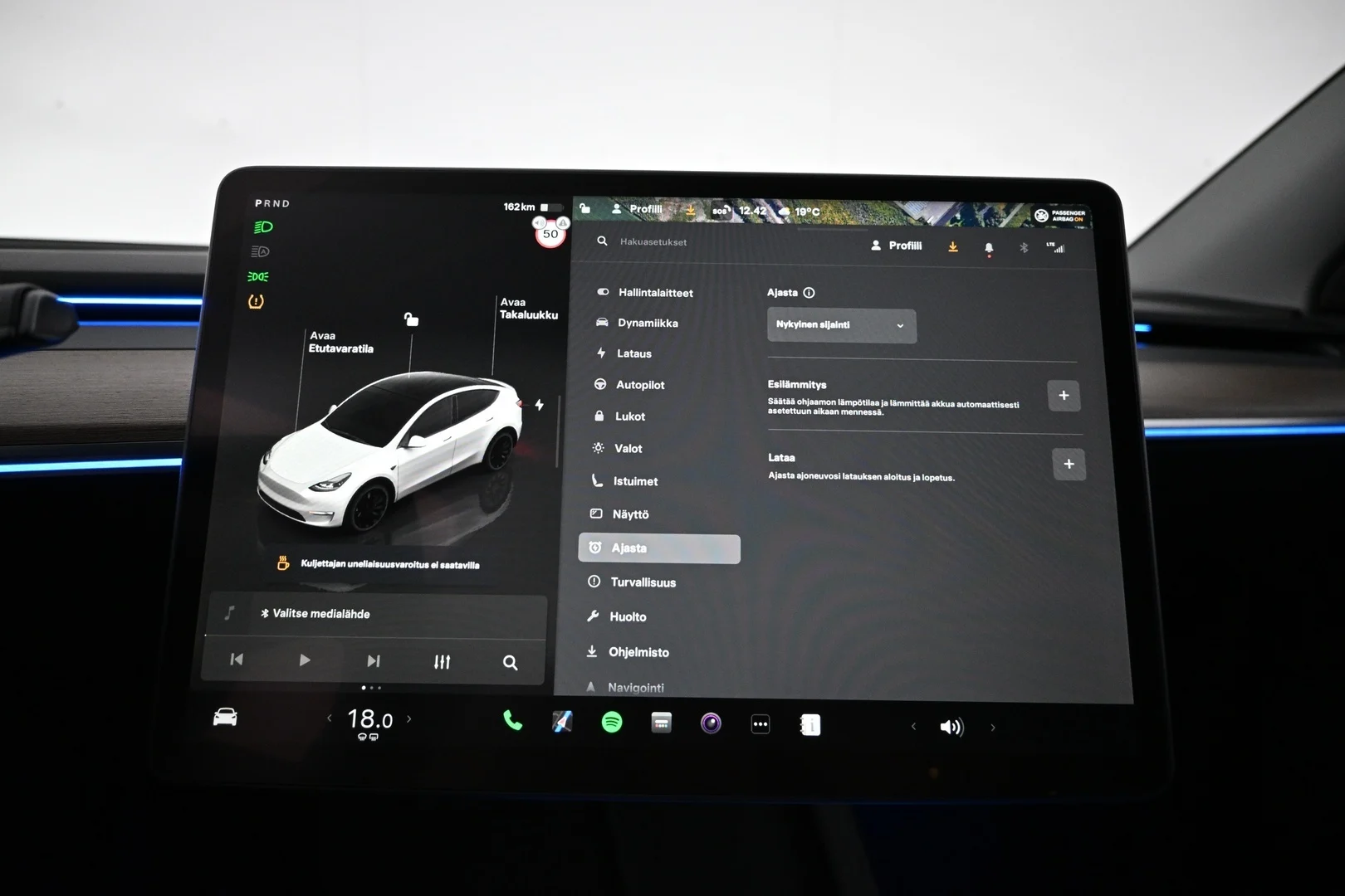 Car Image - 6itum8apPdQaitWlPEdFVo