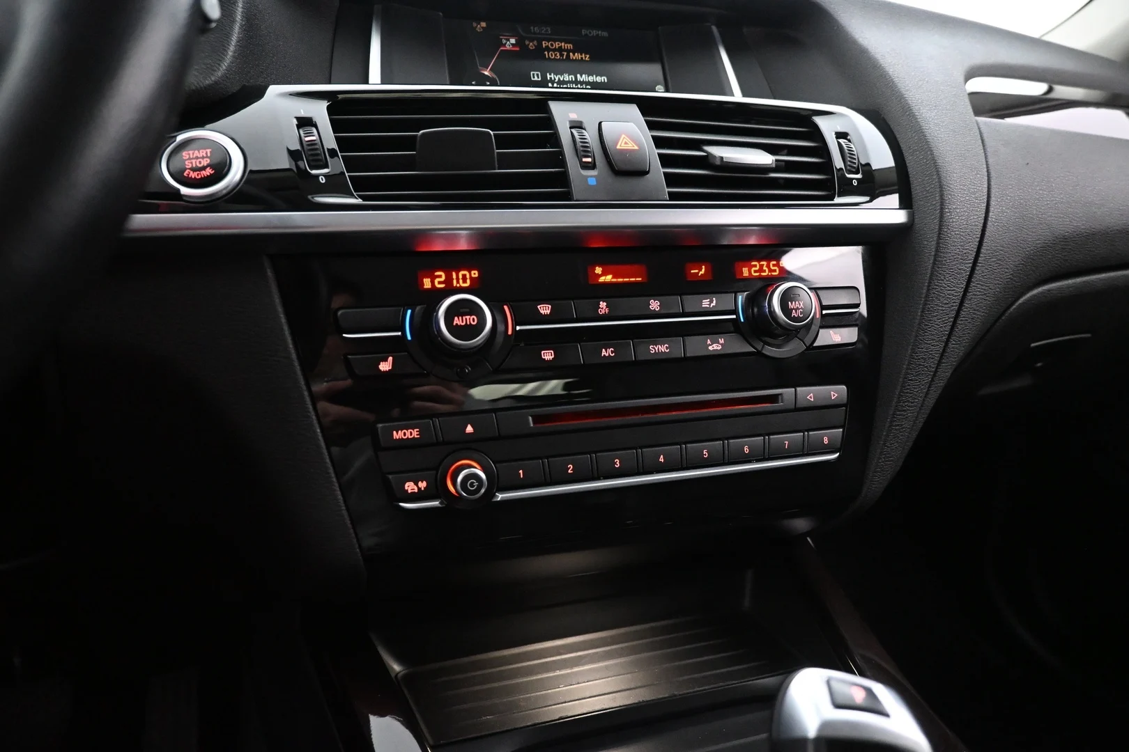 Car Image - 7LIOgXofsTNtxZNjx0lpnx