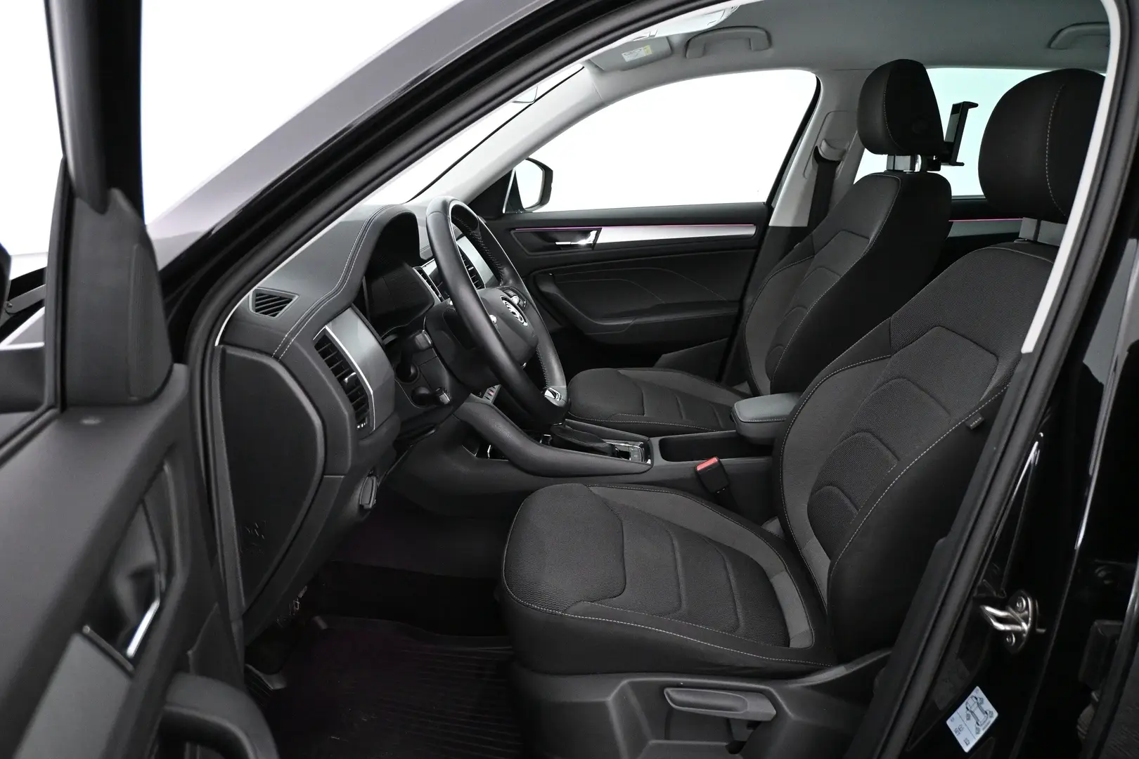 Car Image - DGrYJlhGvayohqvBv4is8