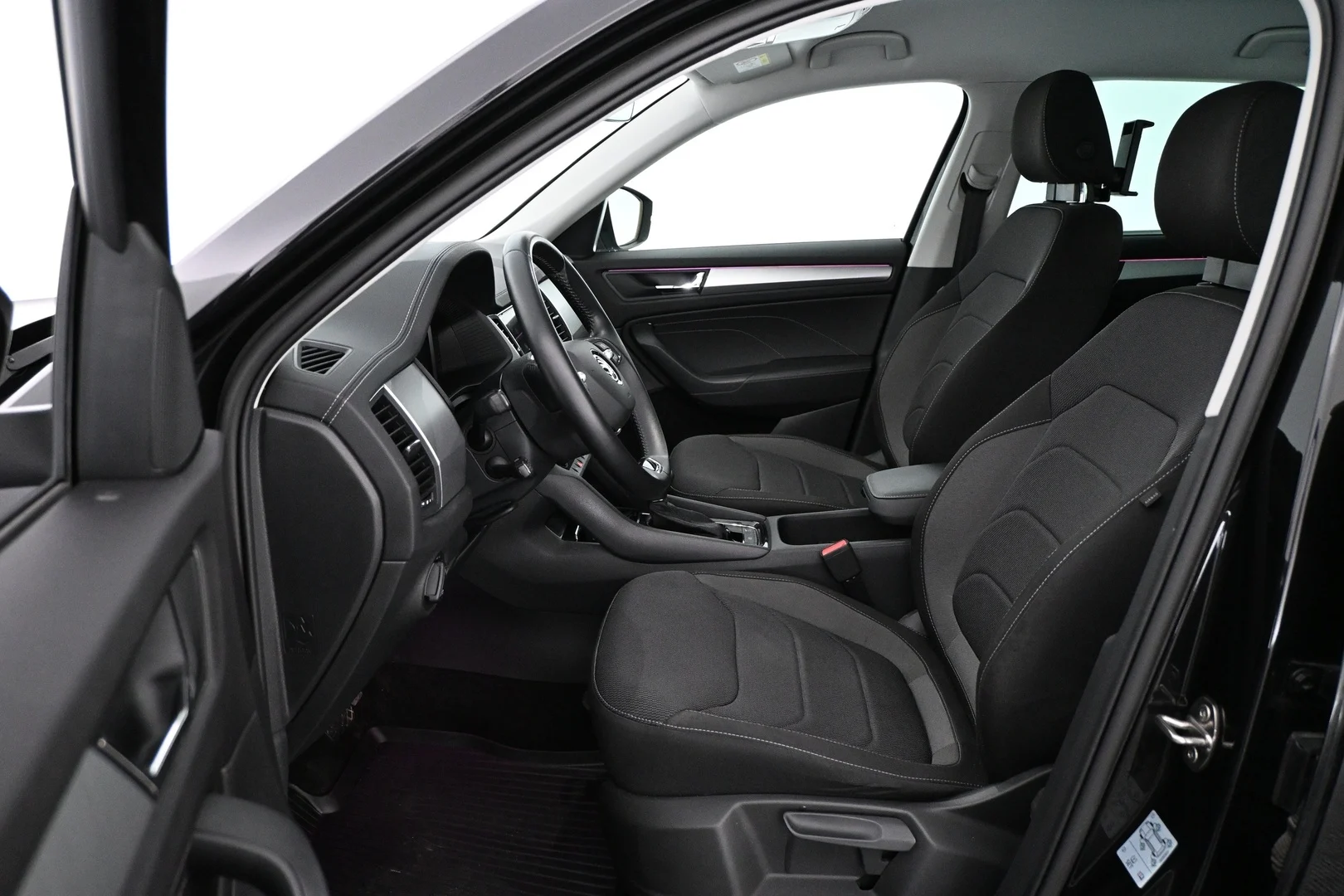 Car Image - DGrYJlhGvayohqvBv4is8