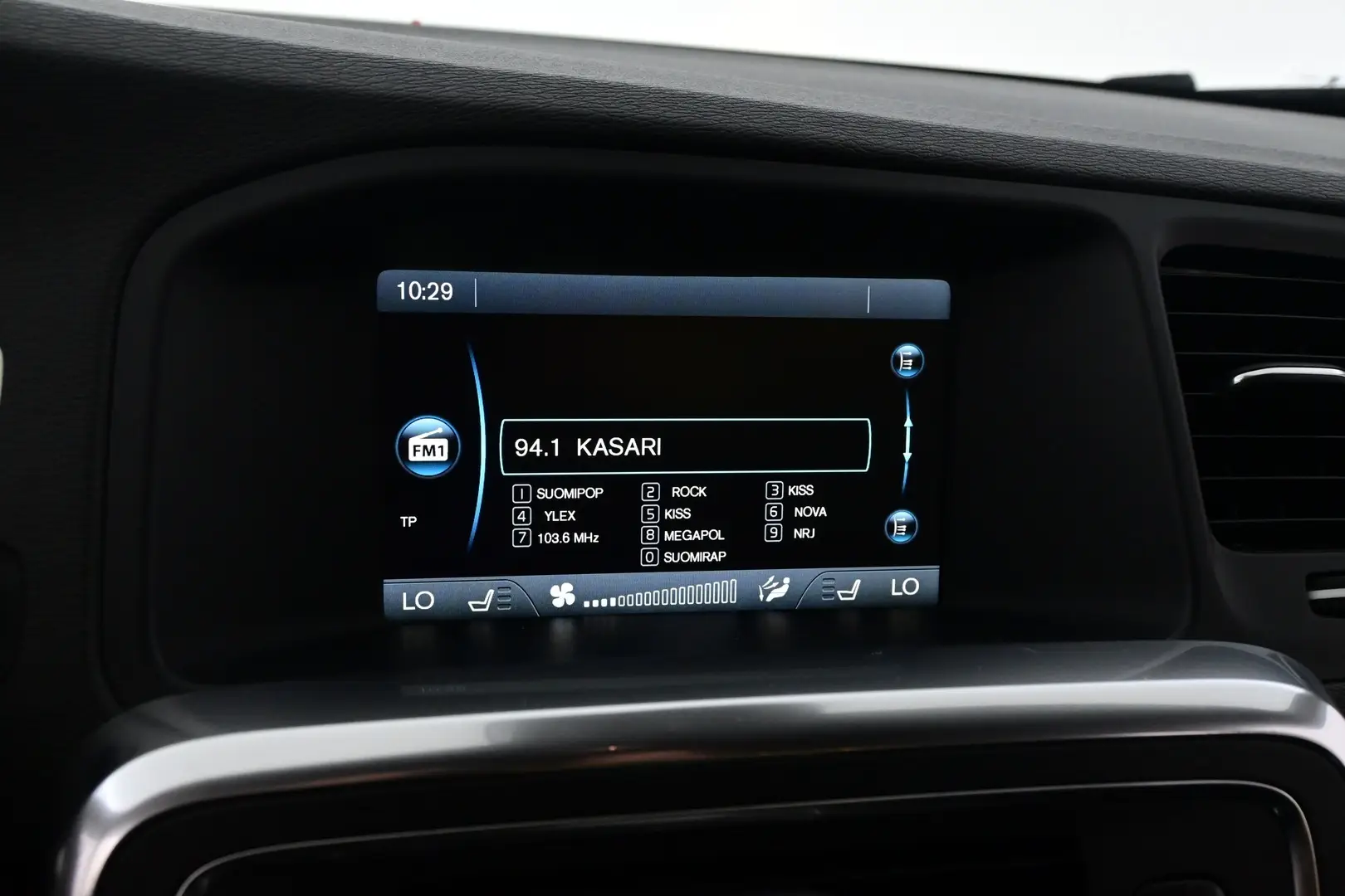 Car Image - 1FXBA6komp0abiQGJRGC3i
