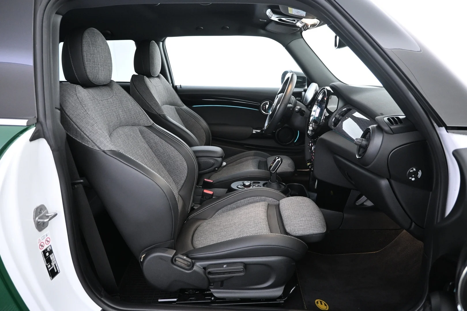 Car Image - 45OPBfruCMgChEO0xLj02P