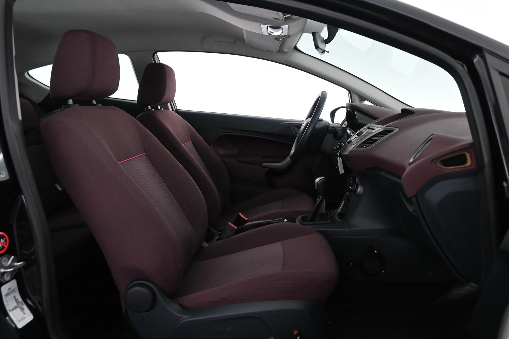 Car Image - 7uGBh4oV5MU3jVf1iRGScW
