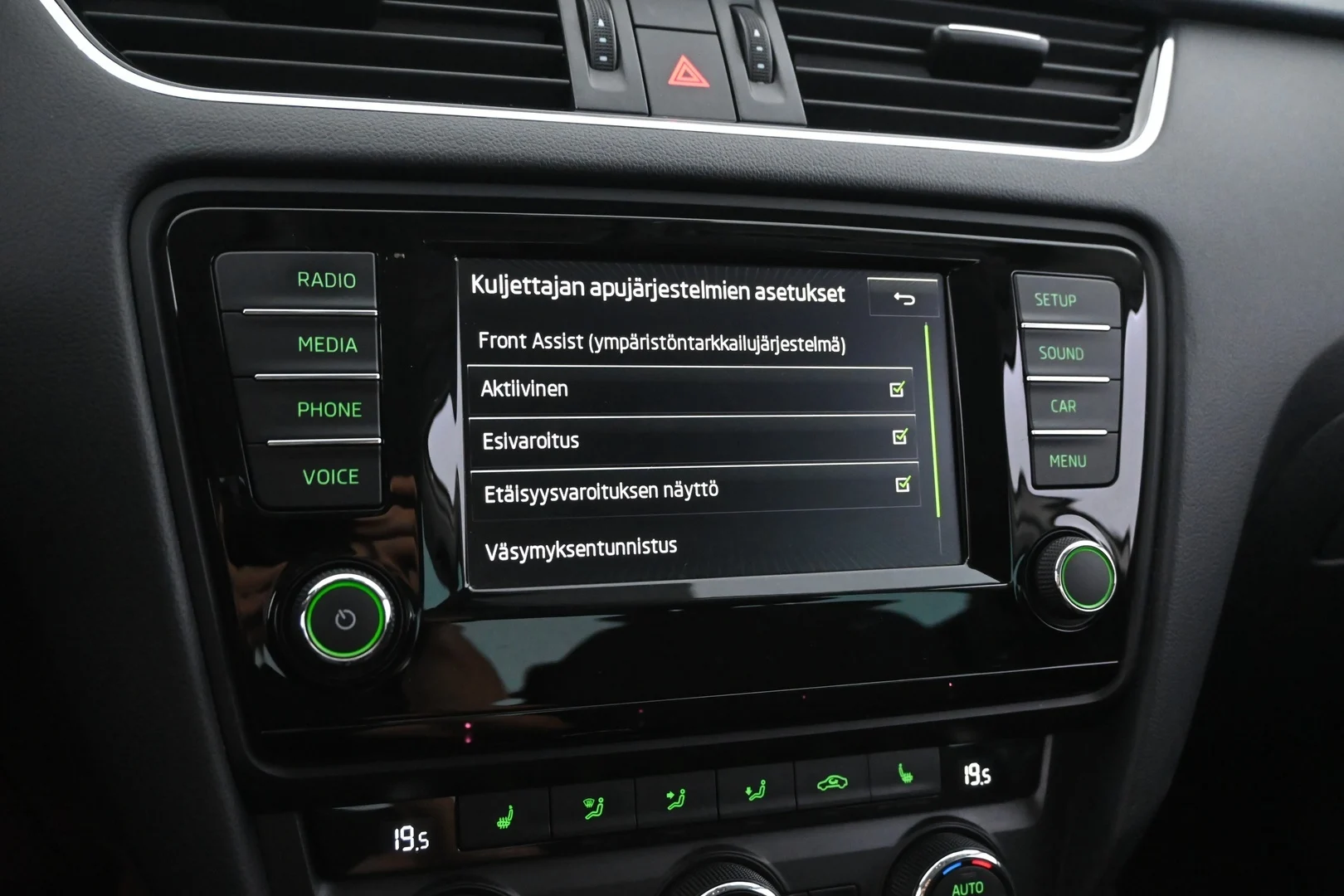 Car Image - 3Q2KXkfXqnCeqRr84cfWfC