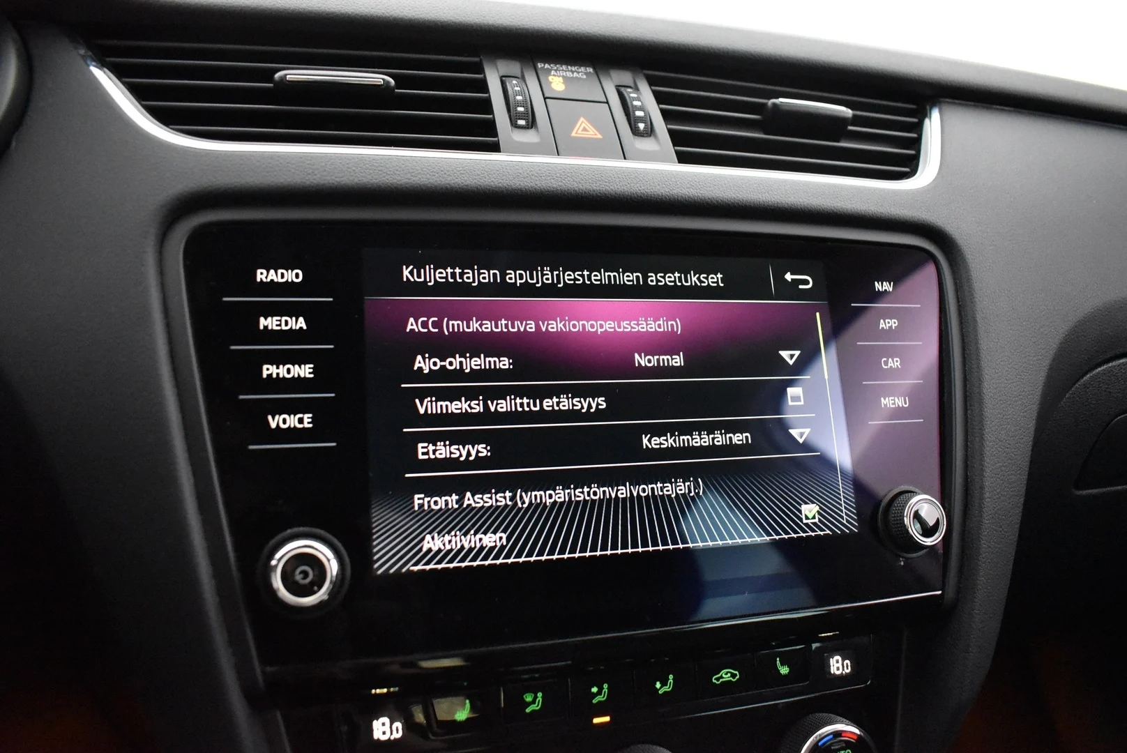 Car Image - 3BlLSeXv0OptoTgM7lNQMd