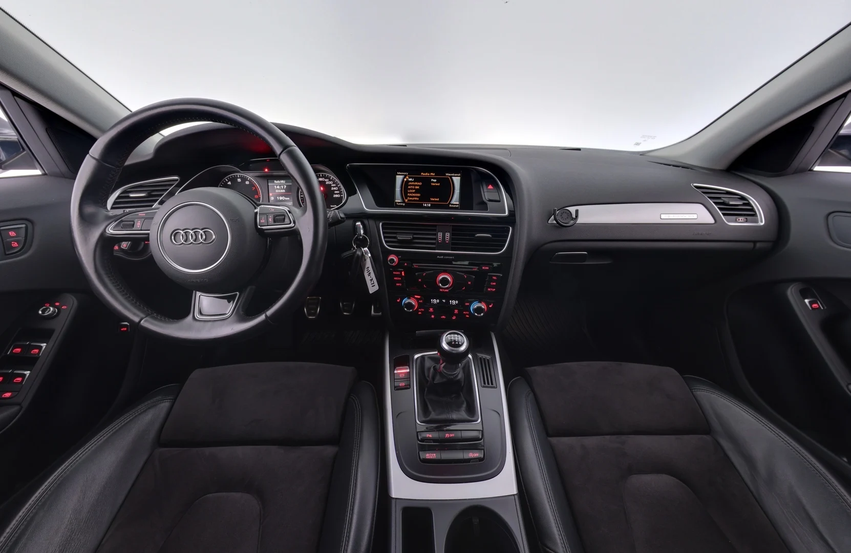 Car Image - 7sqYYRPhA4yKvGJCcc15Z8