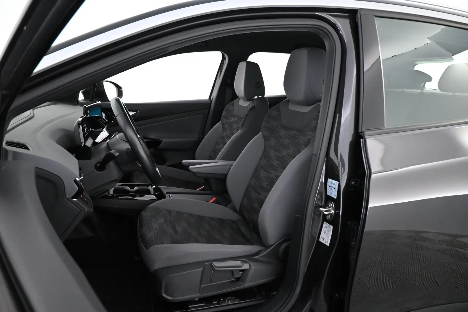 Car Image - IifRfHcYhJgsNF1g8aOOQ