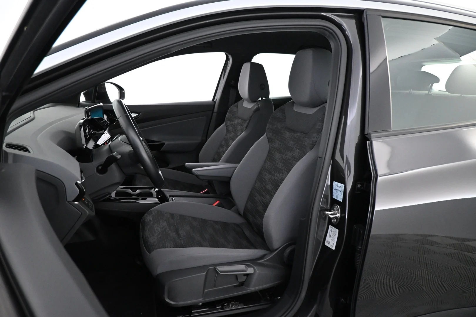 Car Image - IifRfHcYhJgsNF1g8aOOQ