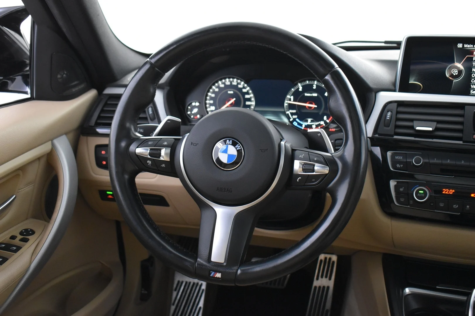 Car Image - 6ZdzVTsRxfkqzrURMAE1I2