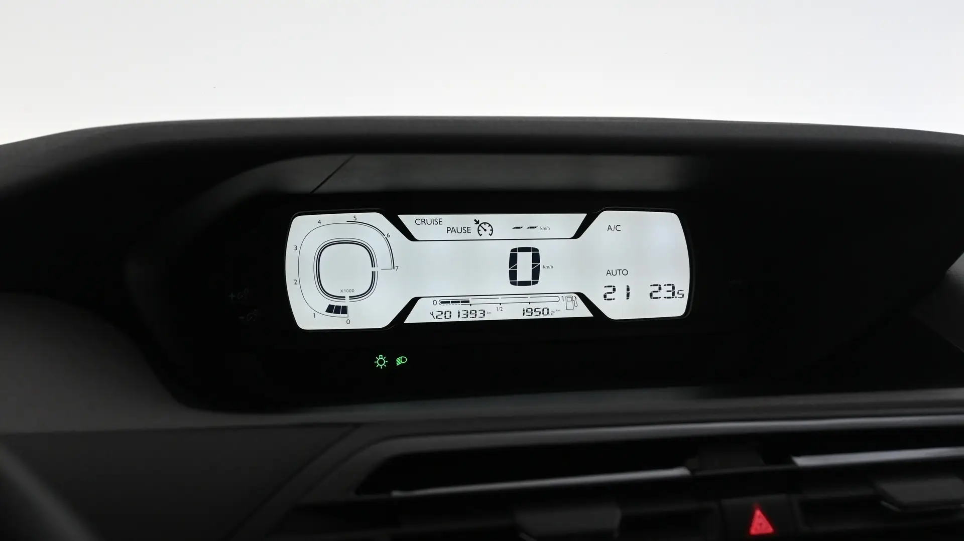 Car Image - 3fS07F8cFHowu1L16V4gPC
