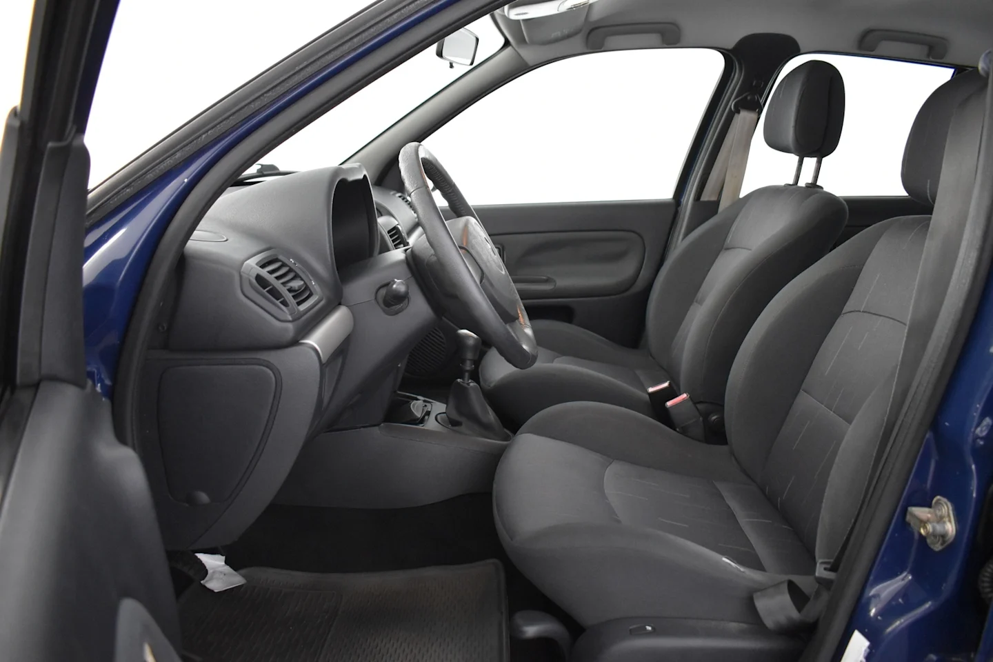 Car Image - pSNCjO9sct1ry6aqQIkD5