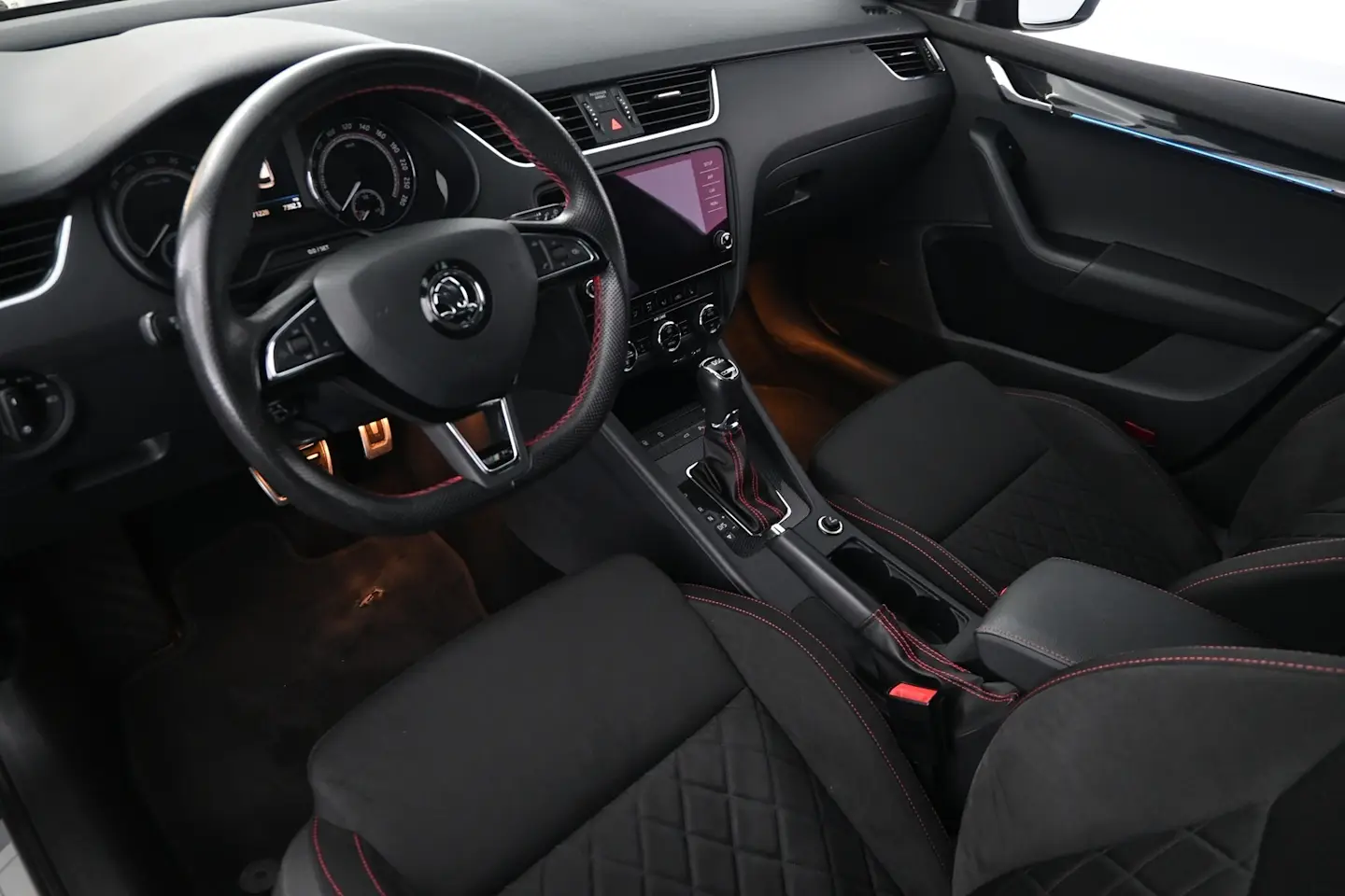 Car Image - 4anwjRgHDWWwNTSS446tEI