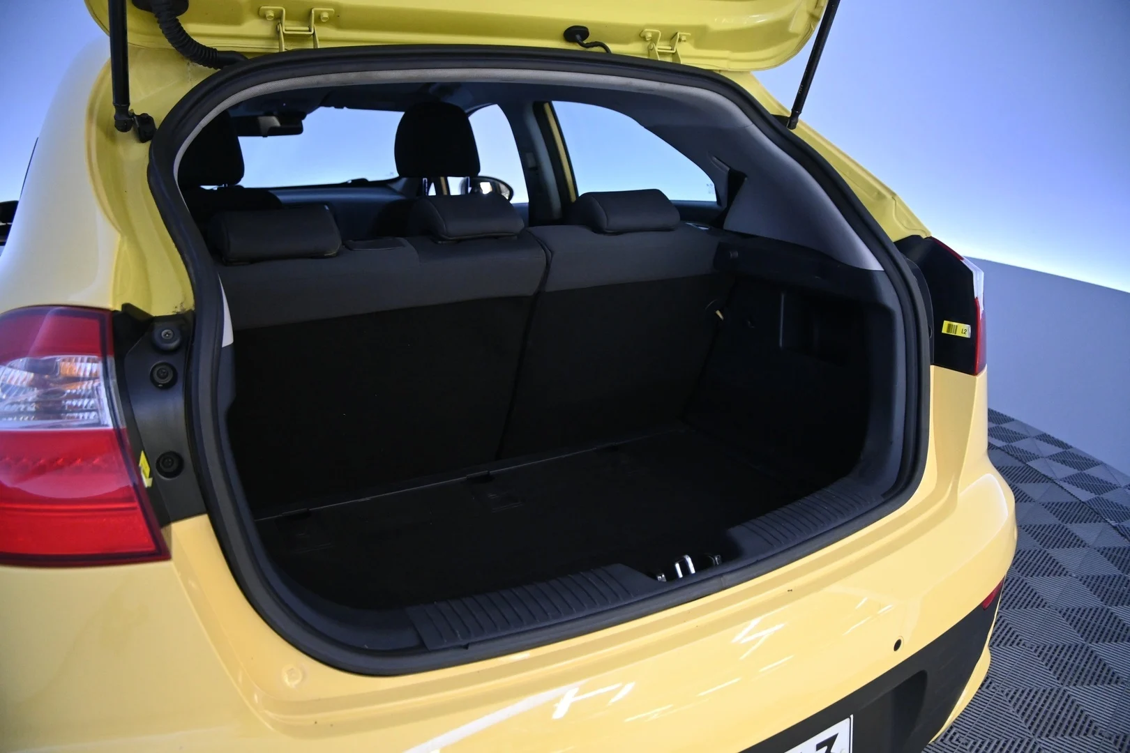 Car Image - 3llM75itZTRlPJNJnhqQdb