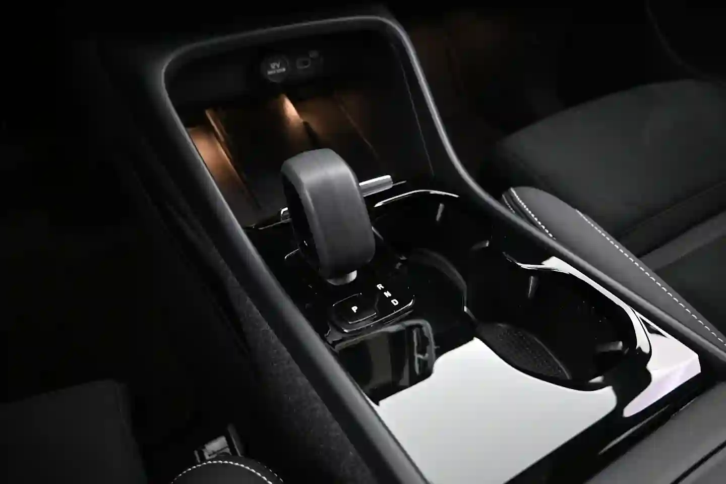 Car Image - 6UKbuzITK4E8LCB9dkqlAw