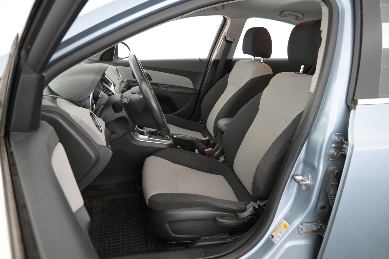 Car Image - 6ARKkrgXQXYuXOuwxKs0eU