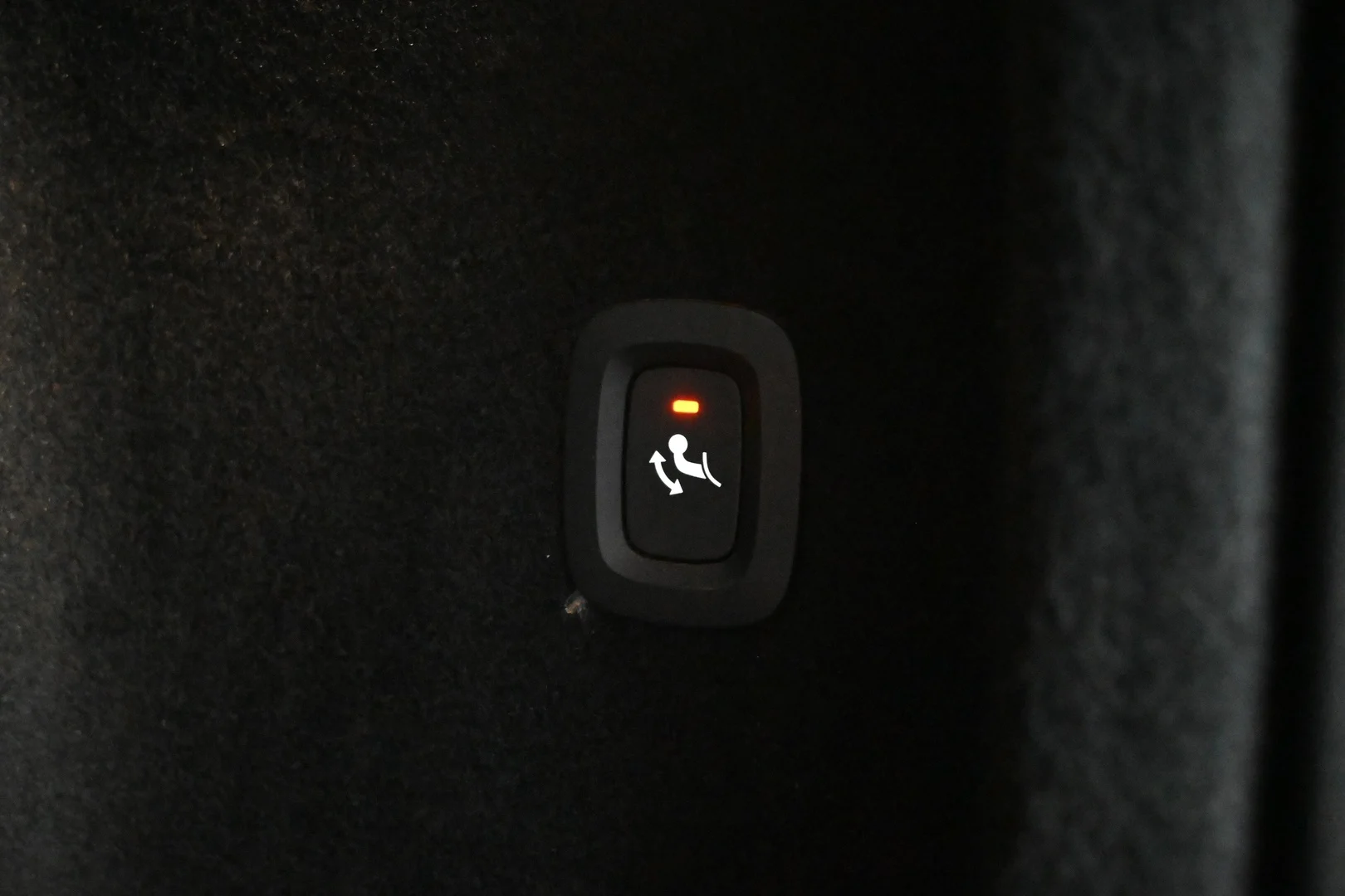 Car Image - 14ZAVykq71FzGART5gO7aq