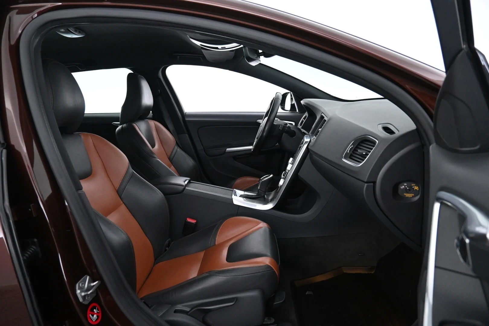 Car Image - 1PFg1fOTlp9Dygn1AxzQhv