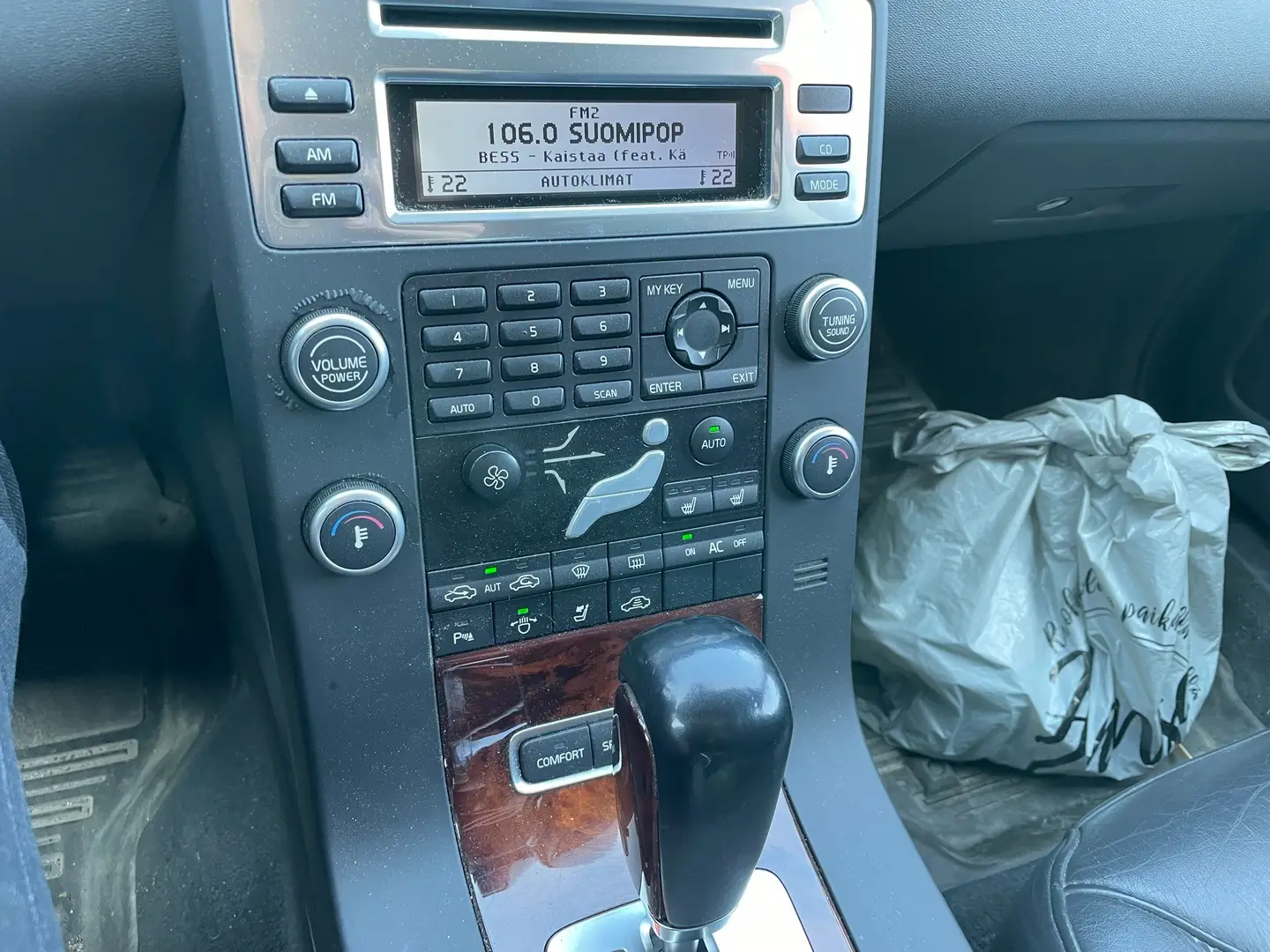 Car Image - 6M011hqp9X6PcHtFNmacXe
