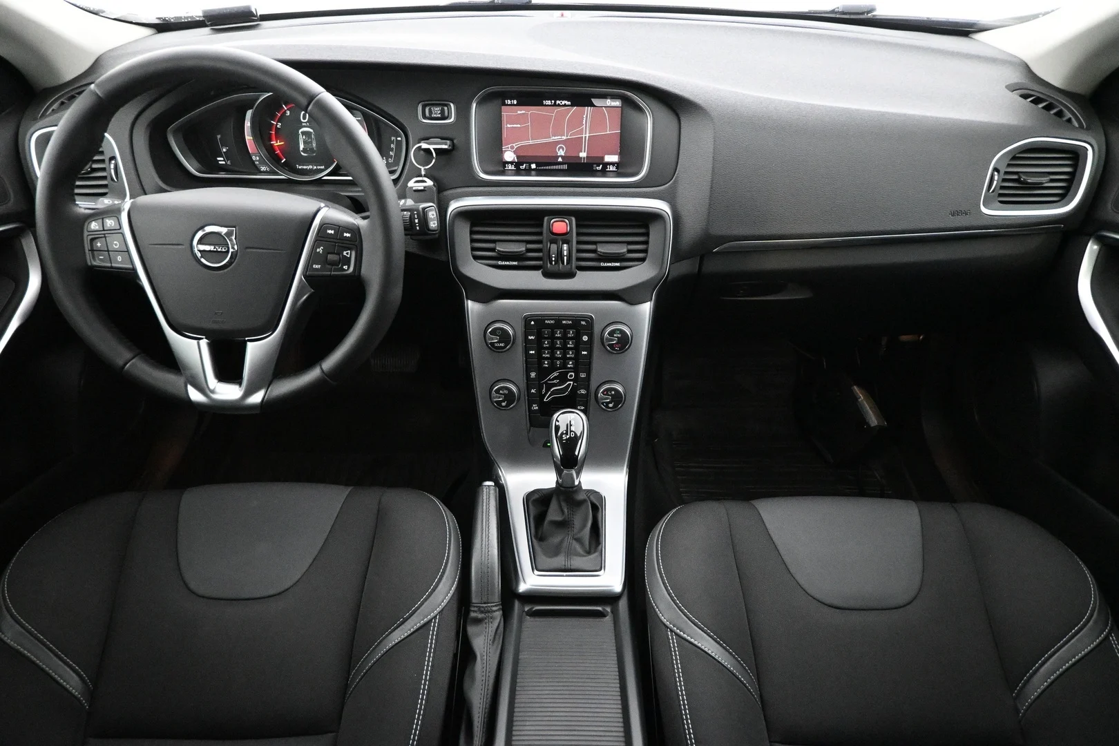 Car Image - 4hMAA9BLCm6r8kfdQhMHx2