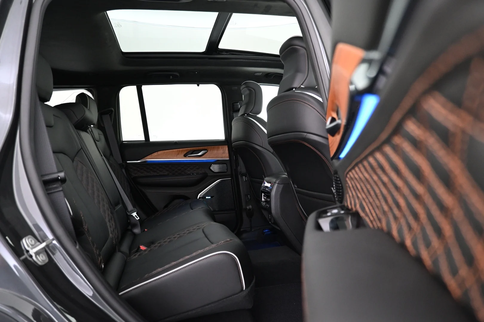 Car Image - 016ykspqa1qTKsn12hGjA2