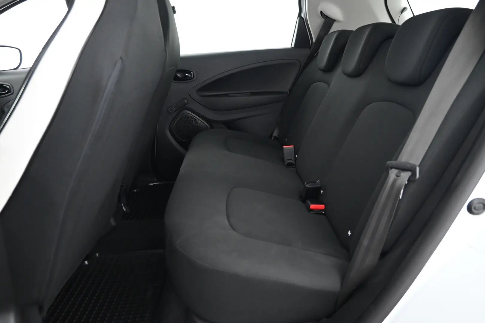Car Image - 4qyBwgZnRXf71UEvsLZ6Xa