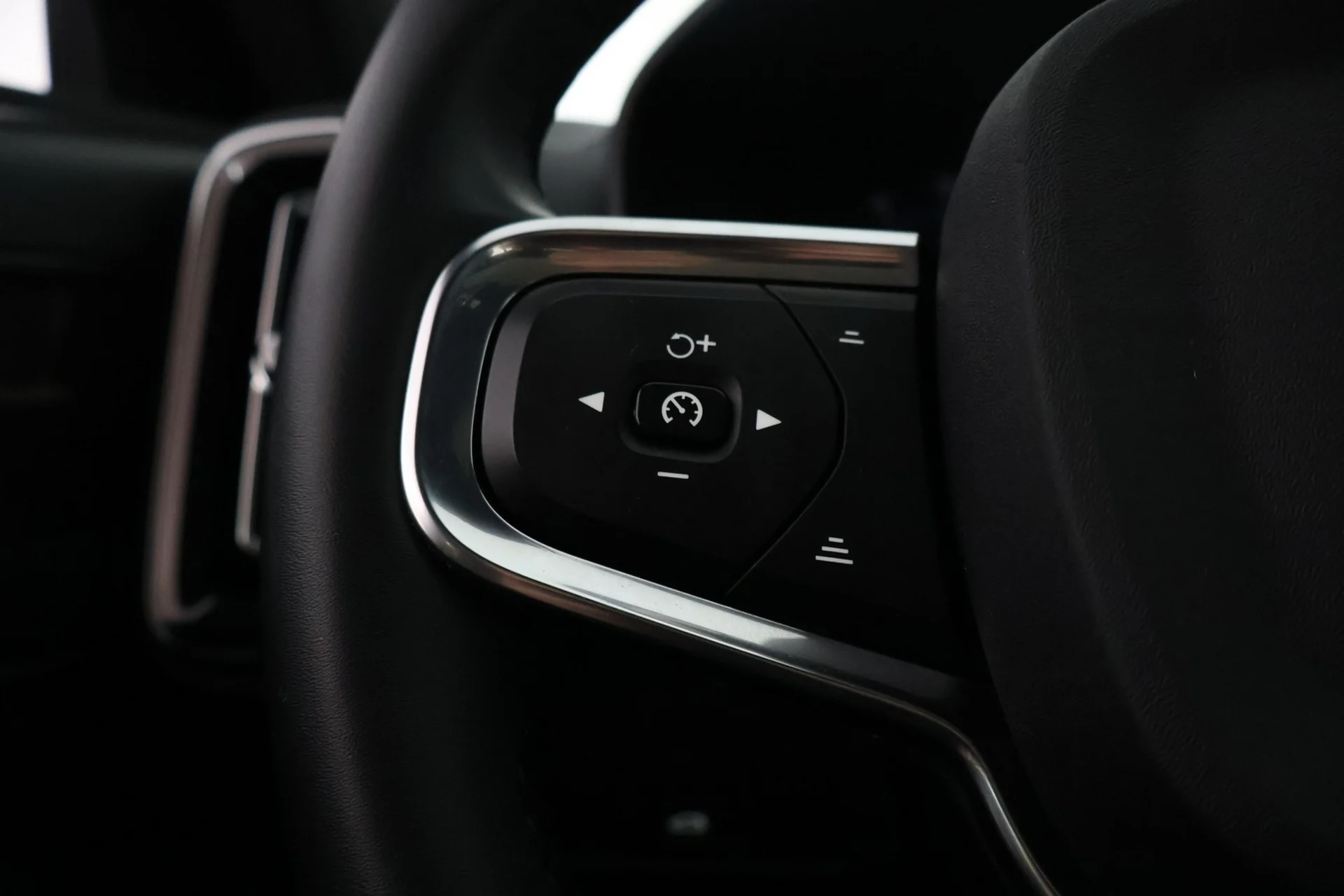 Car Image - 7gXPg5RJQTvD4l8WTf4qZB