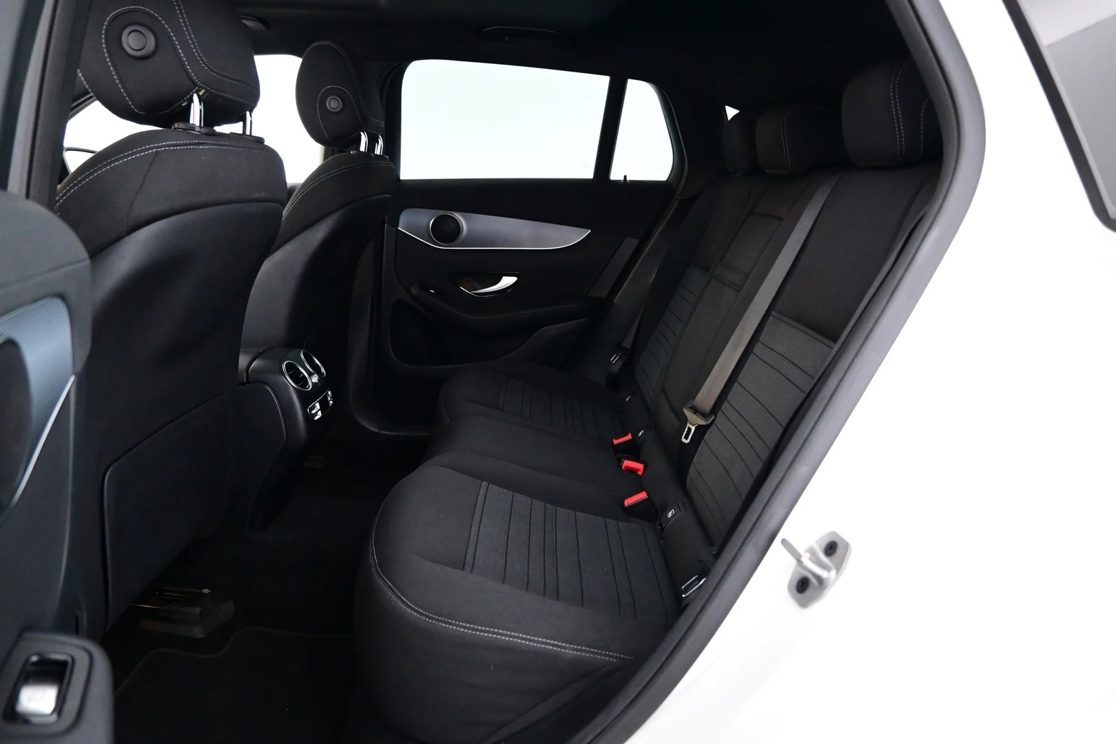 Car Image - 4gyPLsenrhY2x7btepxIXh