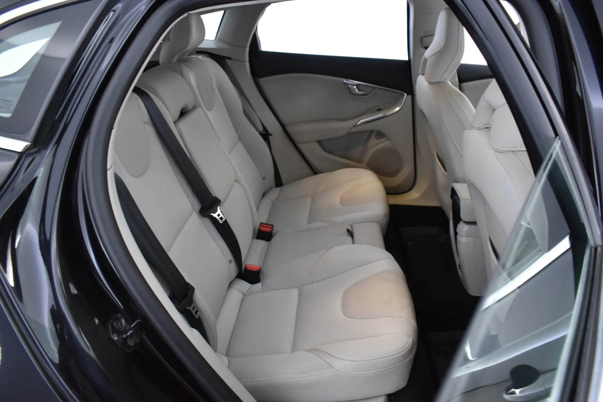 Car Image - 27fUDCNn5WkOmjIn3TuCLR