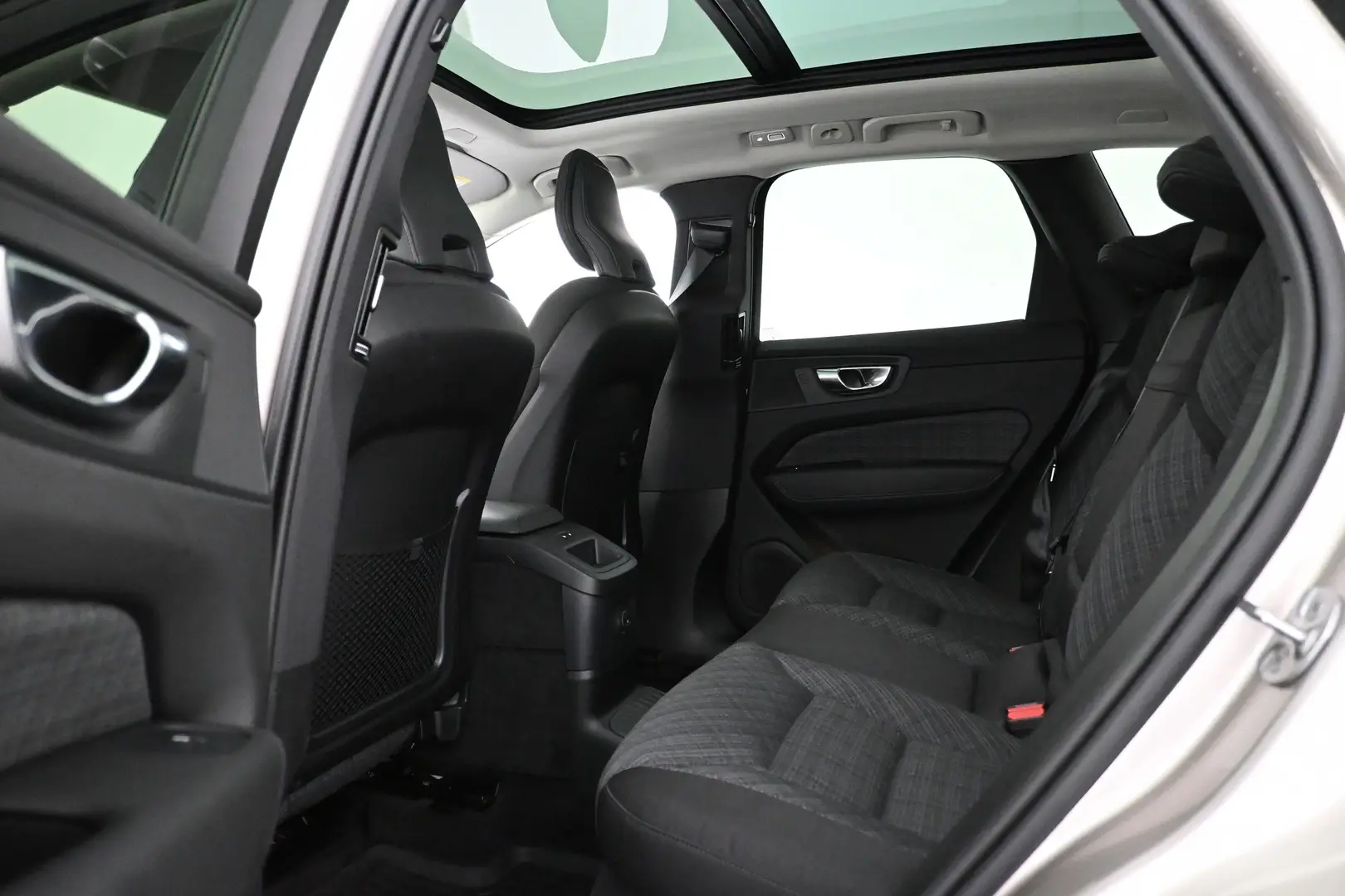 Car Image - 1ky3ldFvrCzQ1tyOoxPPZy