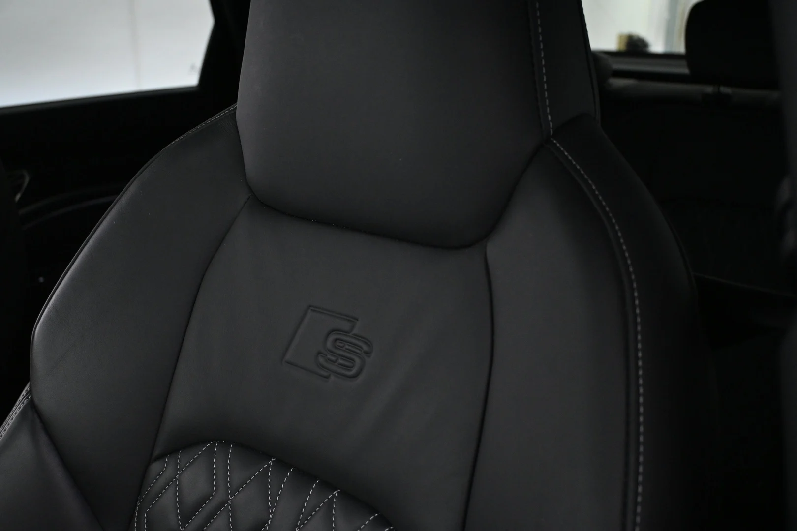 Car Image - 3A49QndwdEEC2yBbmC90lx