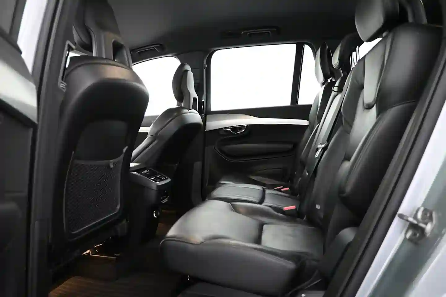 Car Image - 4ThhmJqUlYgpCcGplLix1A