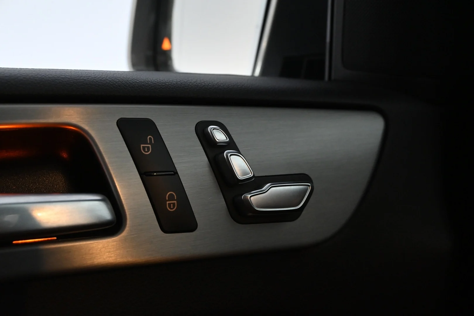 Car Image - 4w3bQyYIkK4utPpymkmKII
