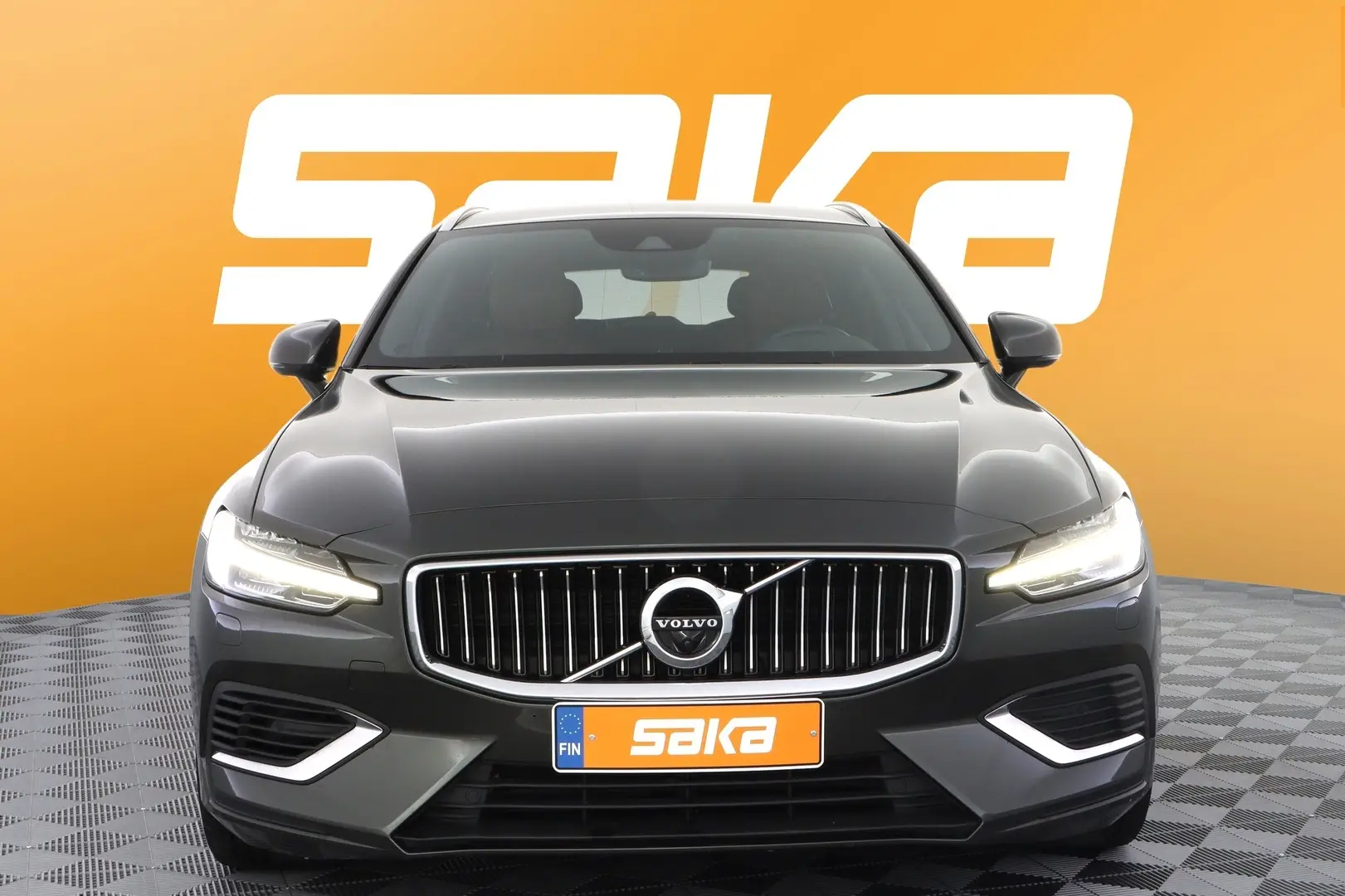Car Image - rJ94EBuncl1Smig6gmRBJ