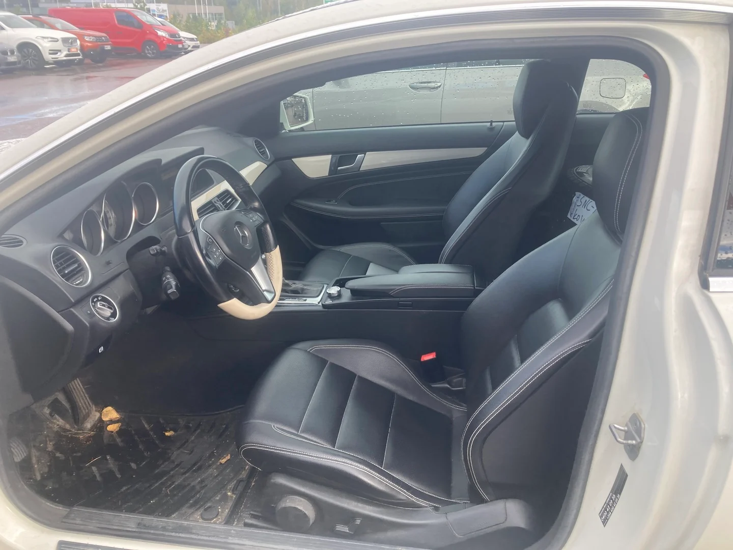 Car Image - 3sZMsVJQ5ORW3sBsEXNdXv