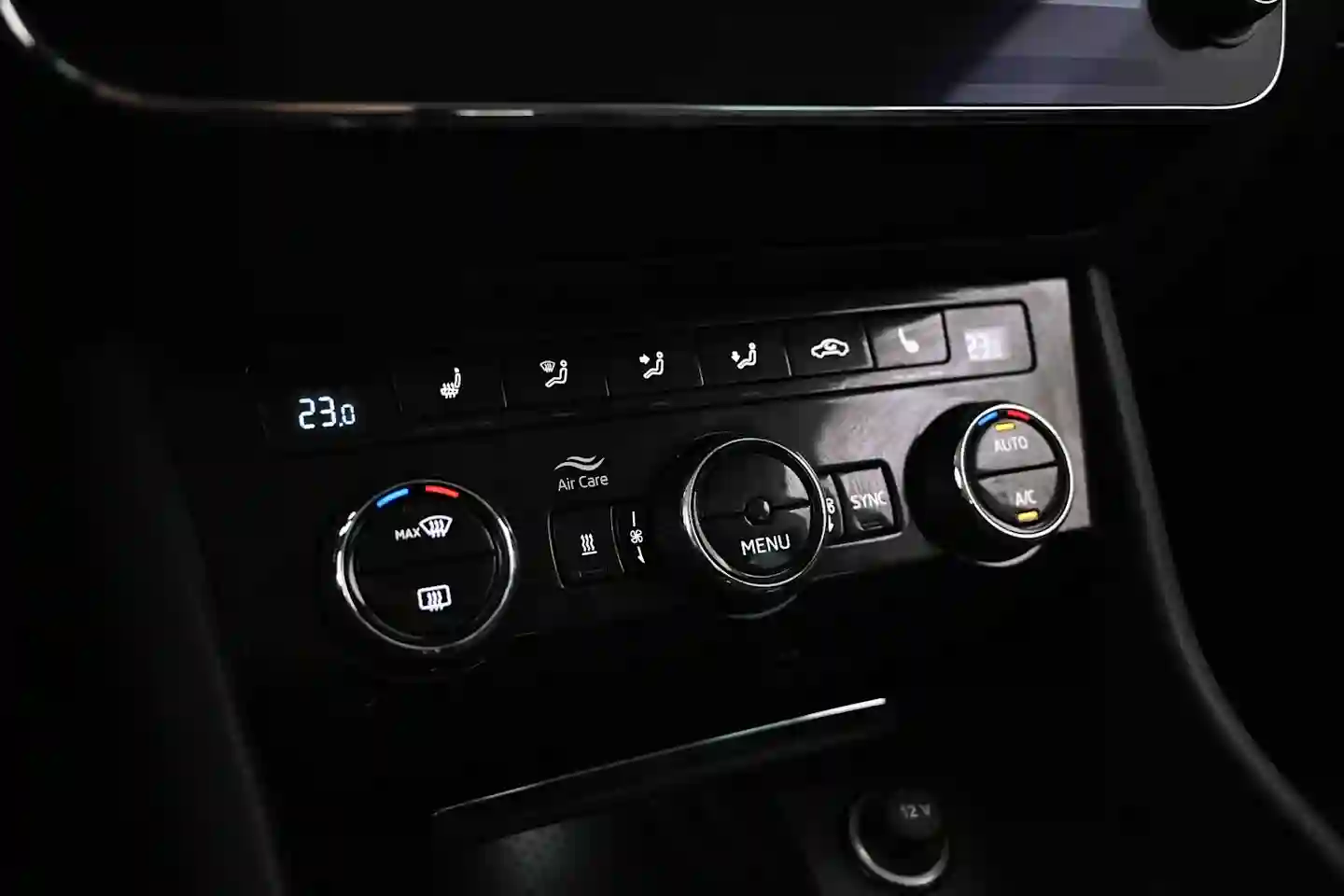 Car Image - yoWYJ7bbNn3bSf7Qz4j5T