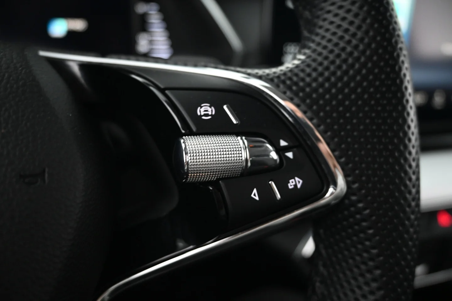 Car Image - 7xtCRWYQx6p1ZO3khQ2vrO