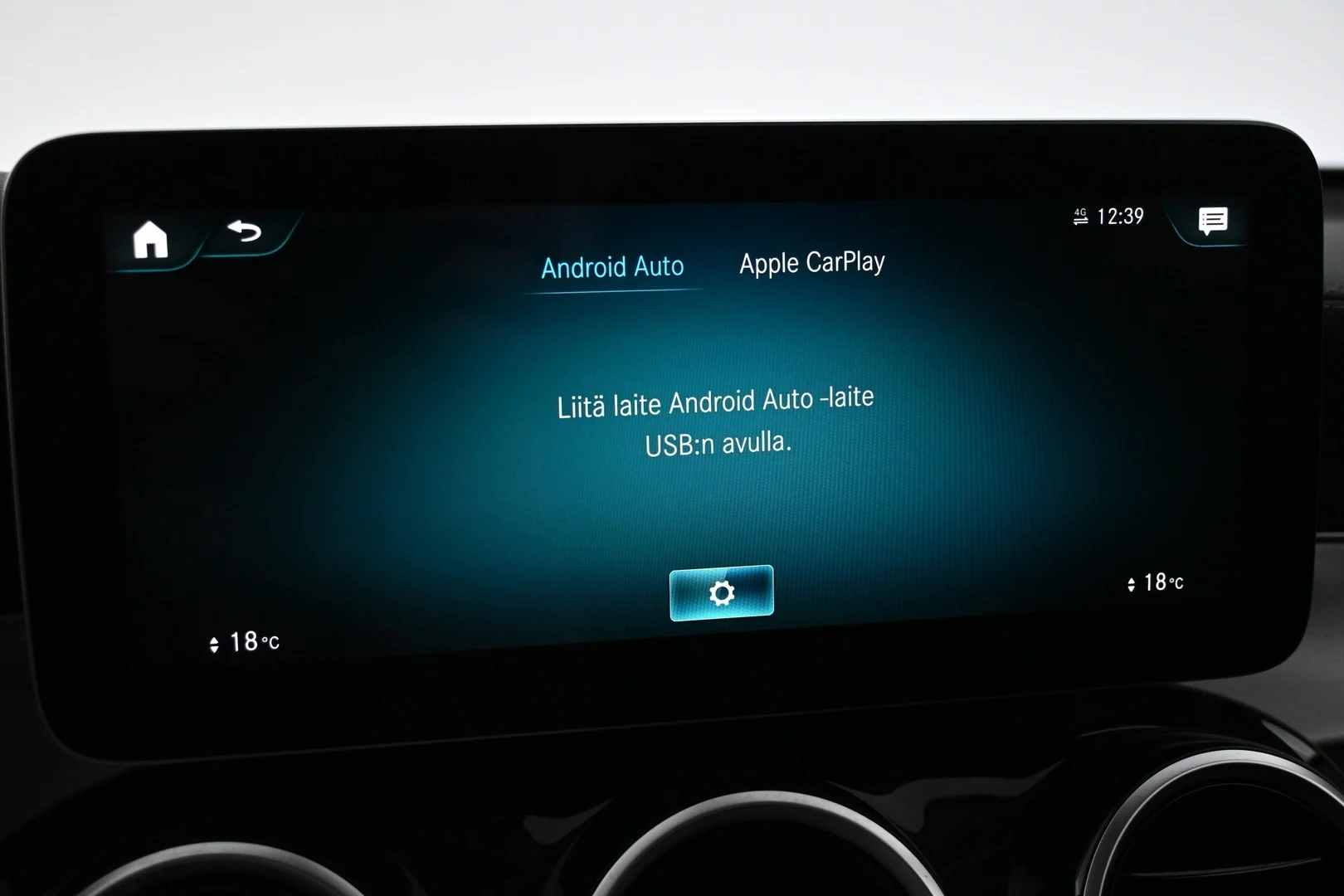 Car Image - M97VOQUMWiv1WsOnK9YmP