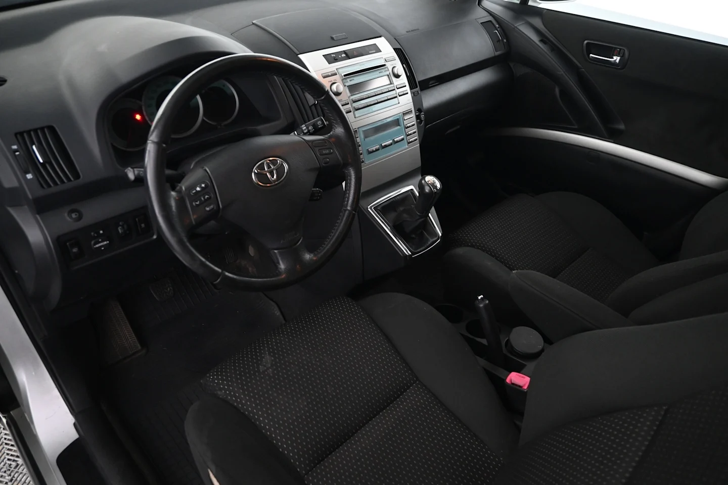 Car Image - 5t075XjLGlHc1RODwKluxd