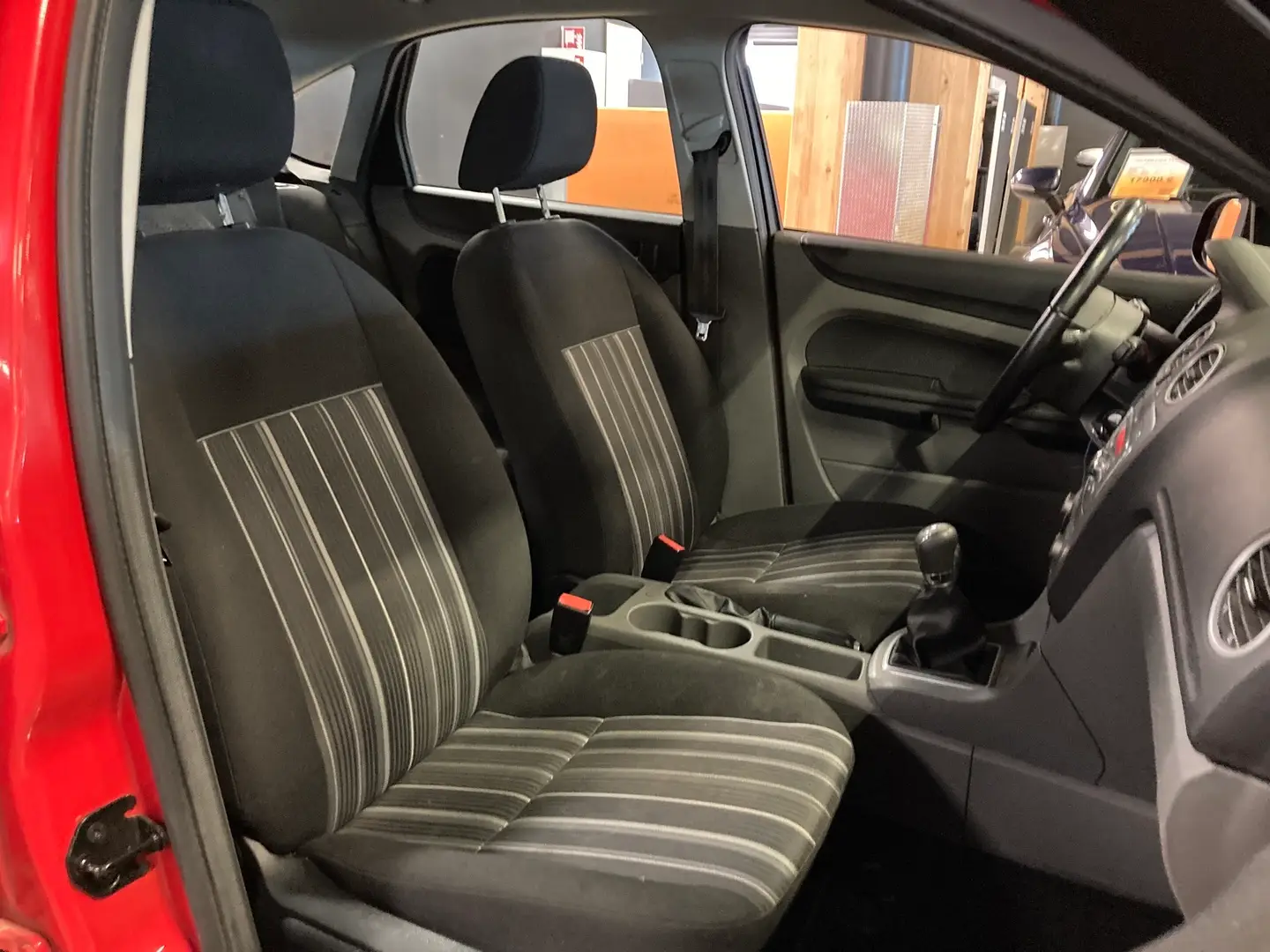 Car Image - 5UxboPcyL7opP4x300oAcc