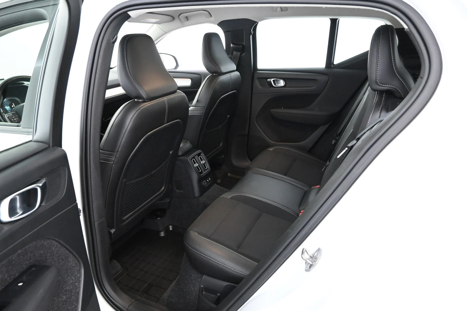 Car Image - 5b2Ppoqeoq4ZGXRFARIh0q