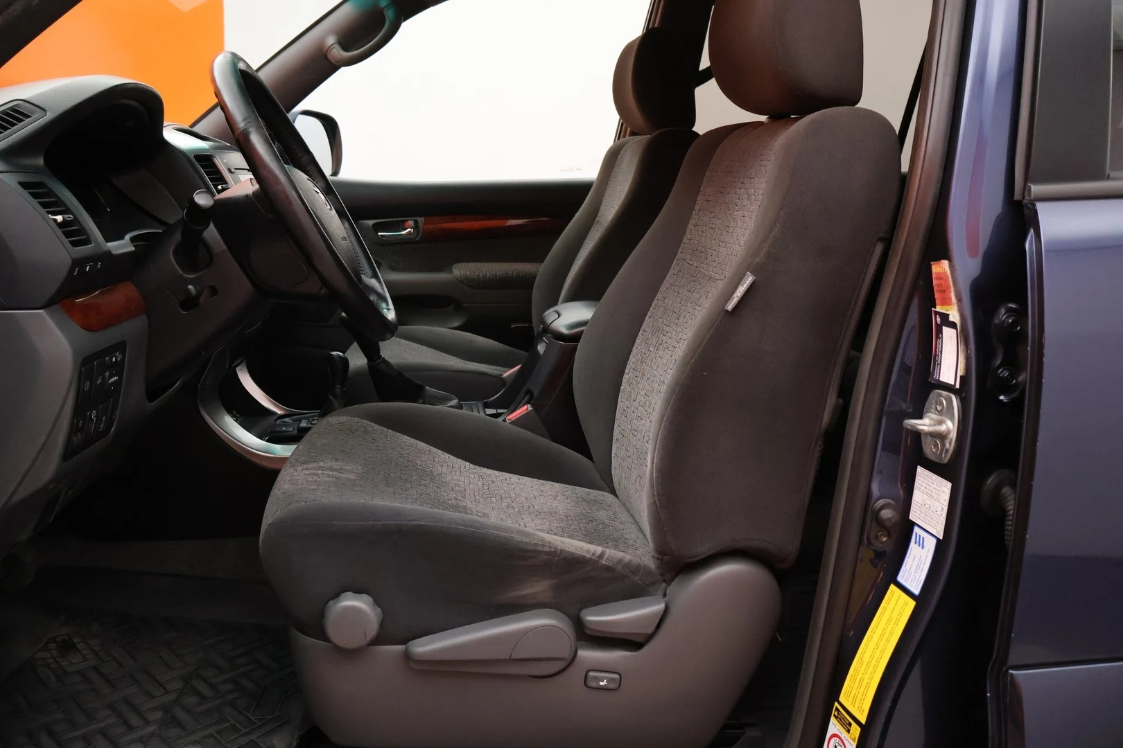 Car Image - 4eSbzzCkSsHvU266nbYCFe