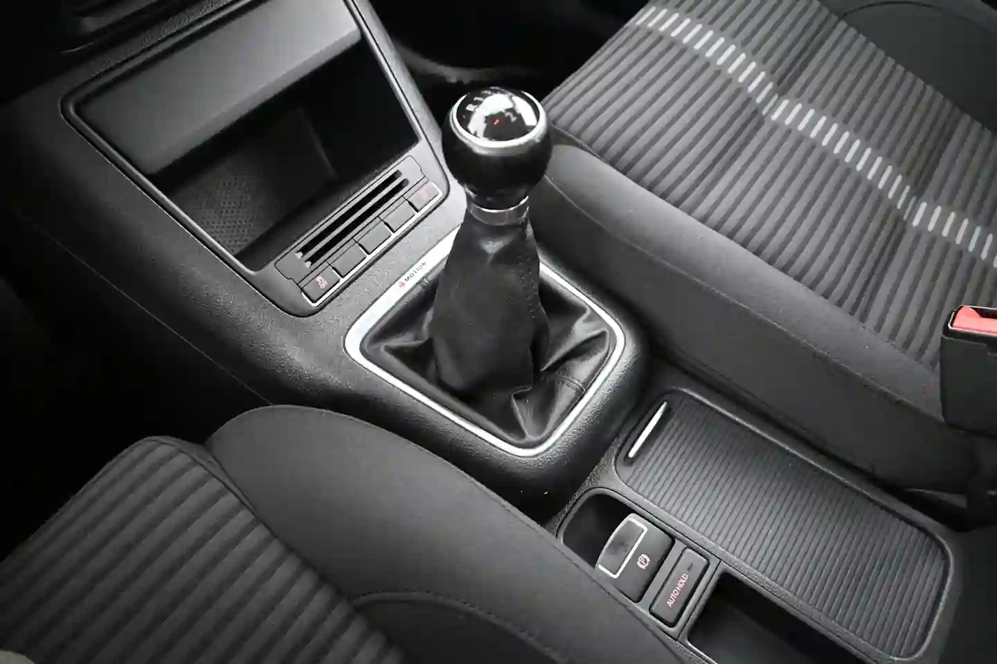Car Image - 6TrG6ORZfoO1hi8wFGJzmf