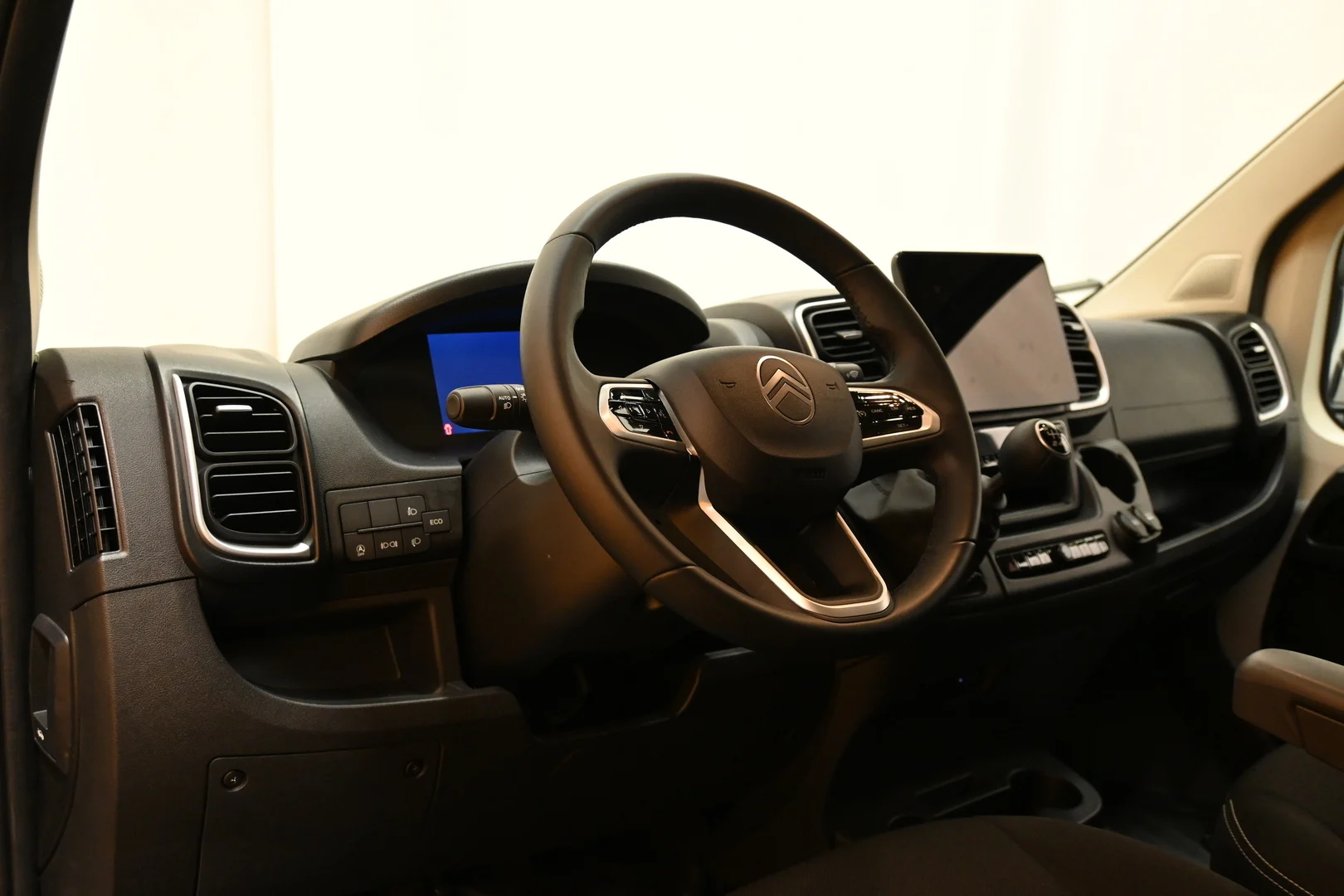 Car Image - 51JReBQesvIExeBKEshf1g