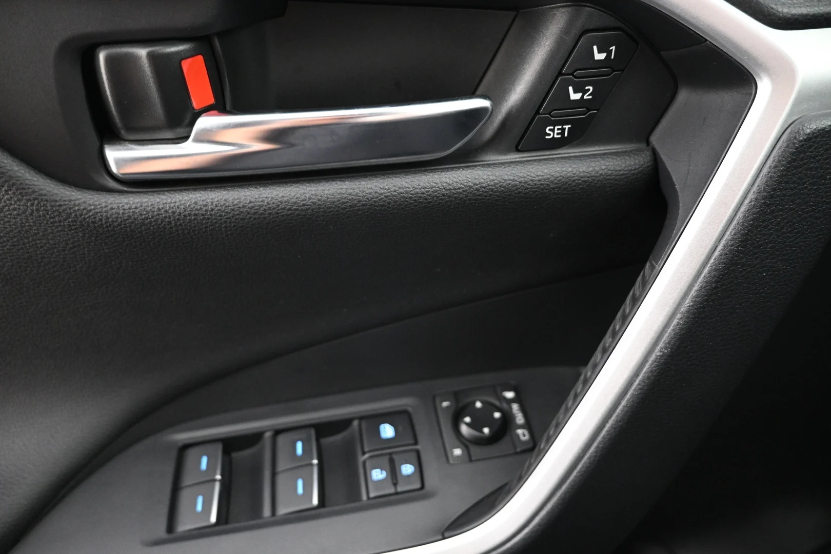 Car Image - 4trr6j5OrSiHgtxG63HeeW