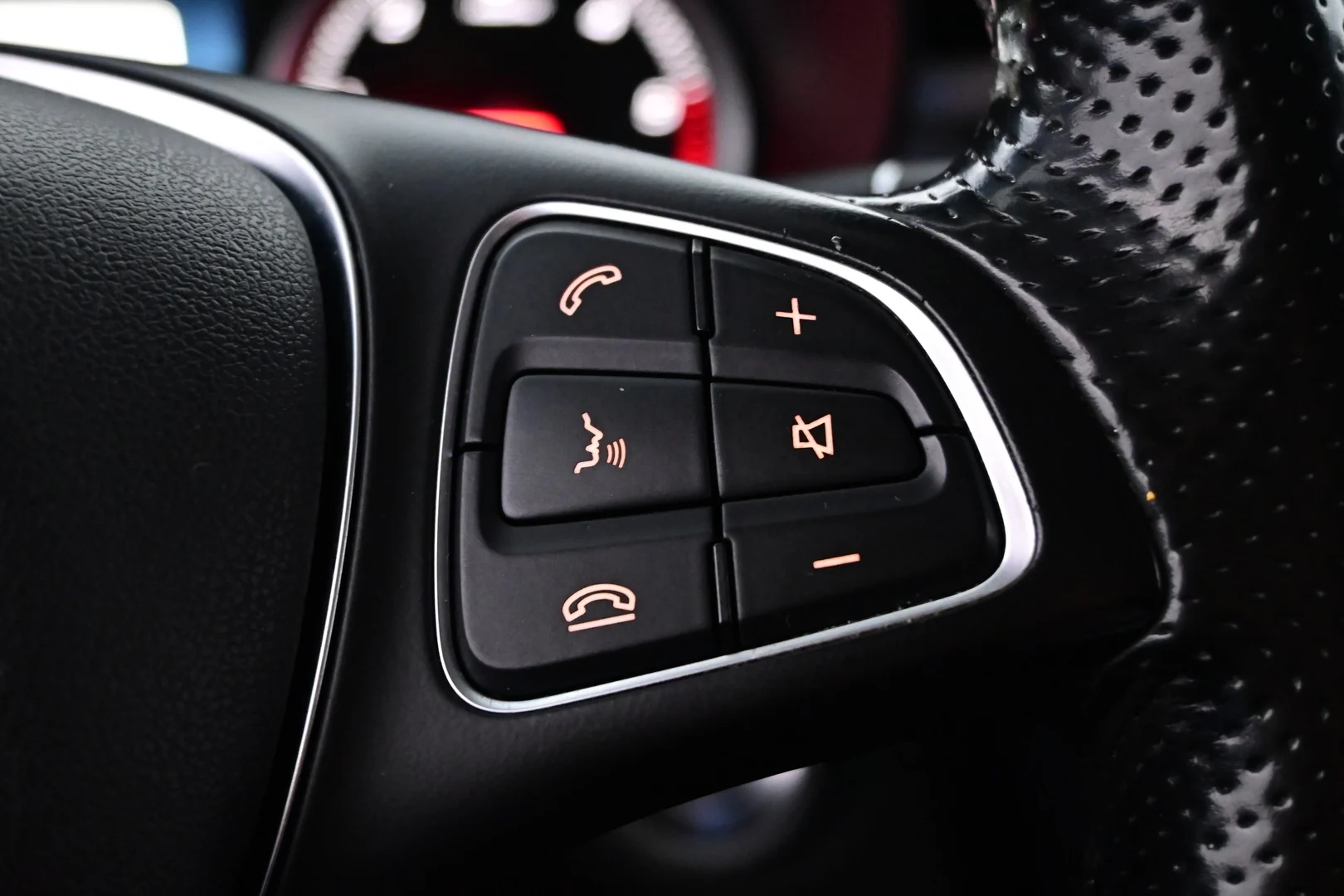 Car Image - 7jJPBiuL32h0RpmhNes7sJ