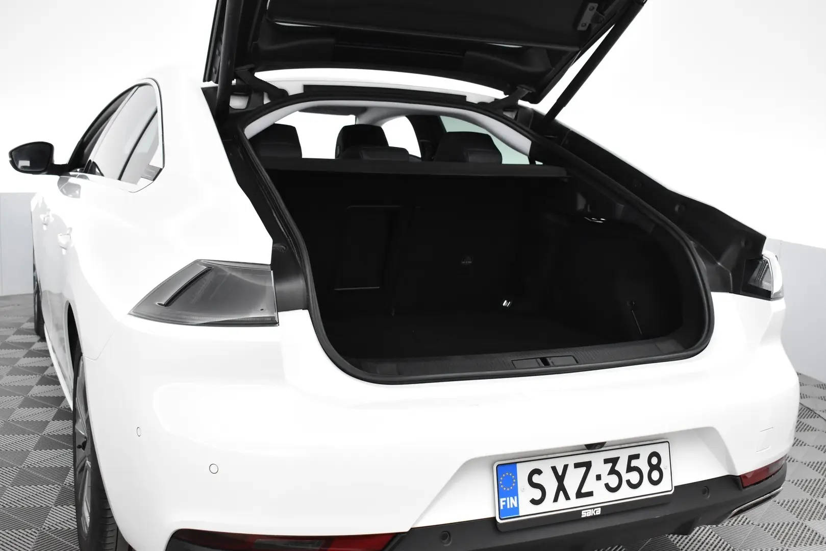 Car Image - ut5fq1Z5hH4C8EnIFZ6qM