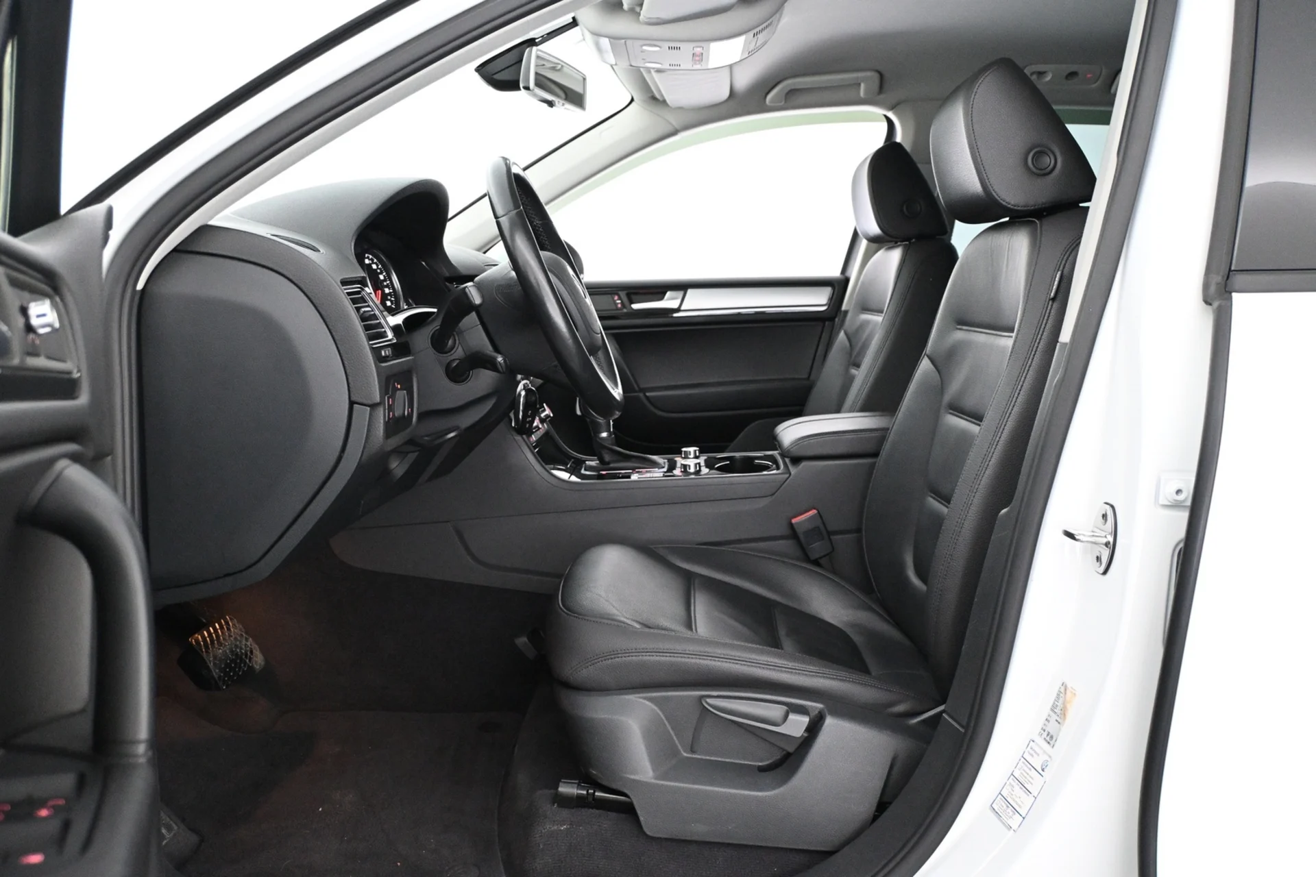 Car Image - 4qWeKFLjym8h6ZwXZk4Ksx